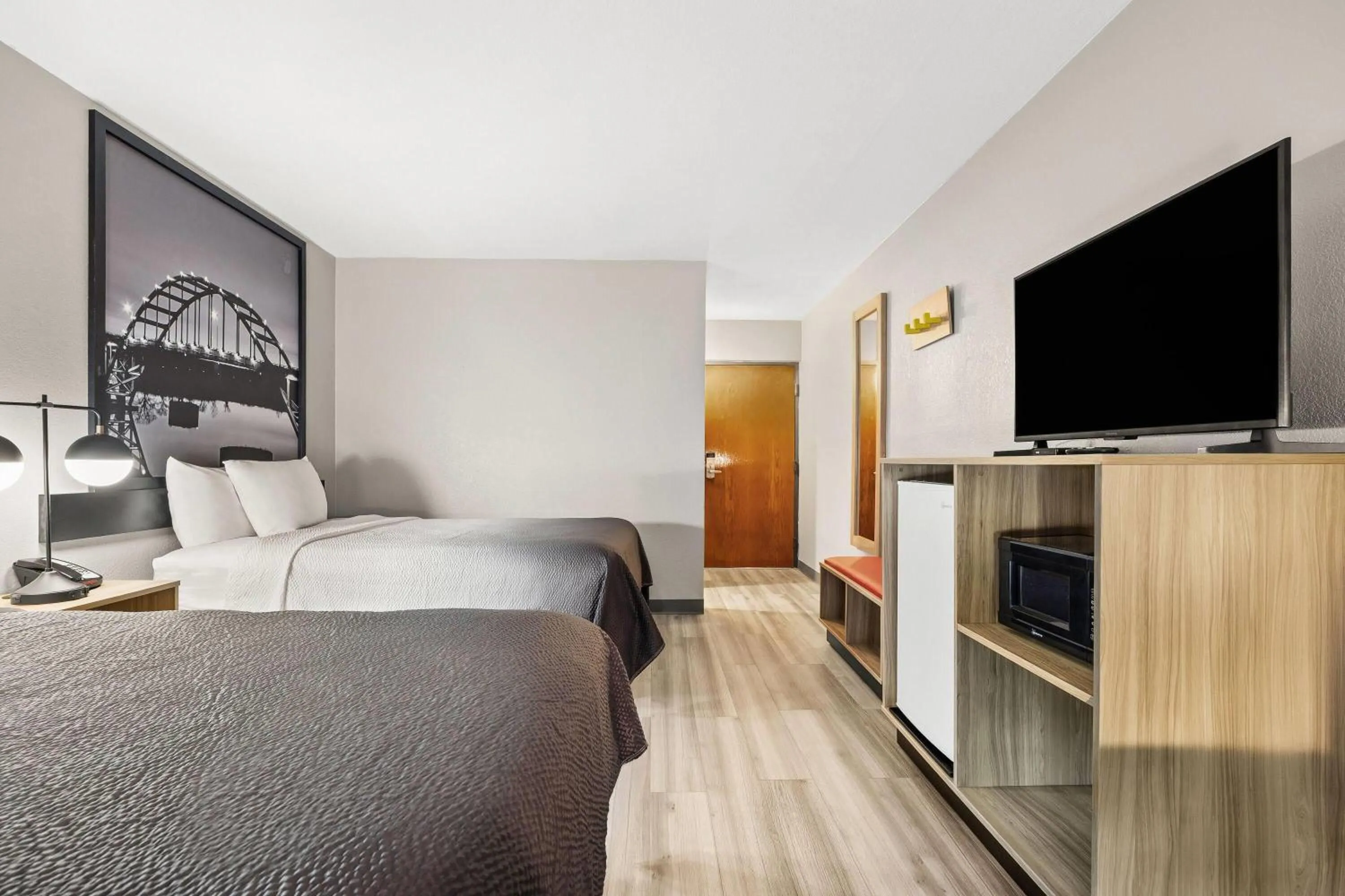 Bed in Super 8 by Wyndham Harrison AR