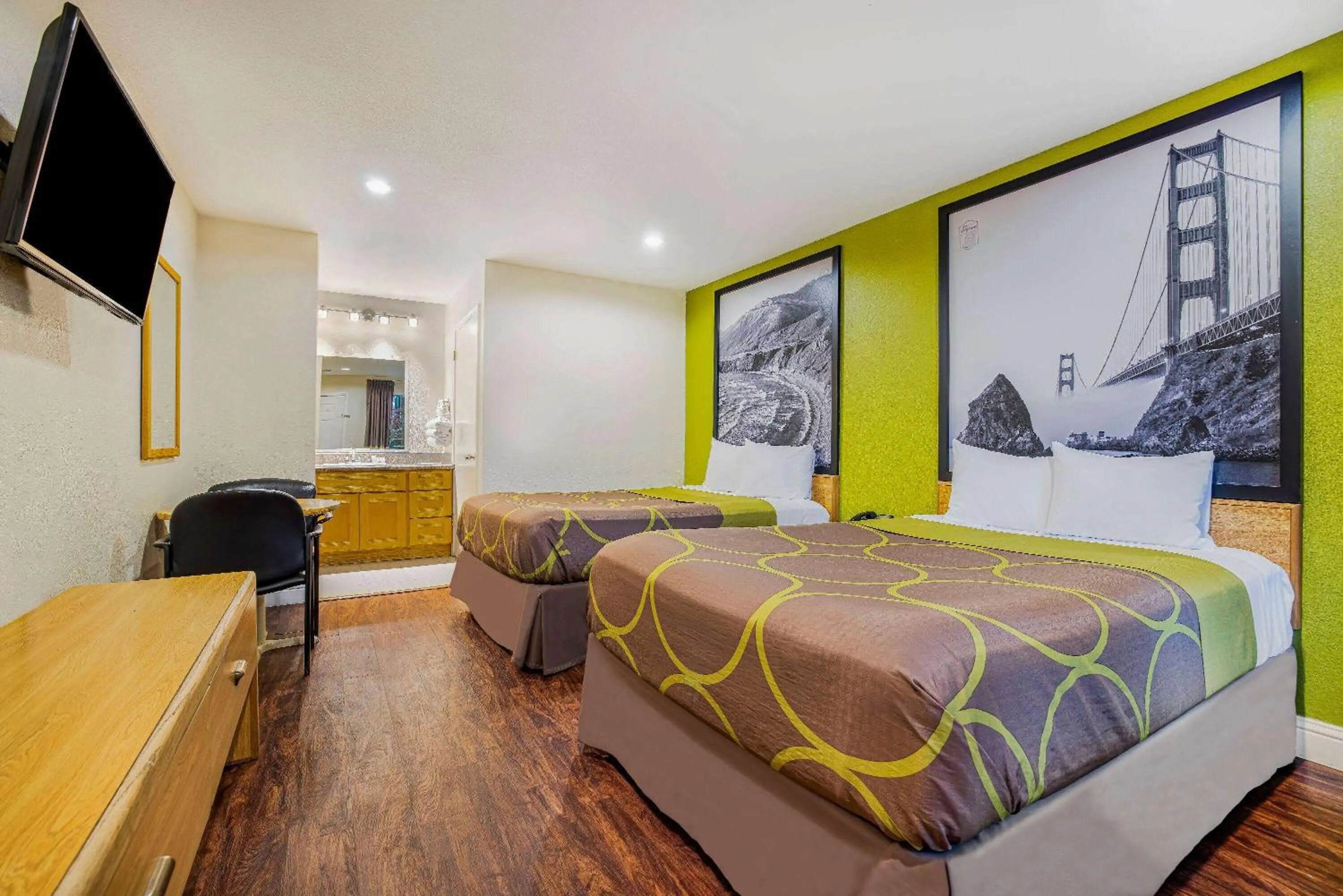 Bed in Super 8 by Wyndham Auburn