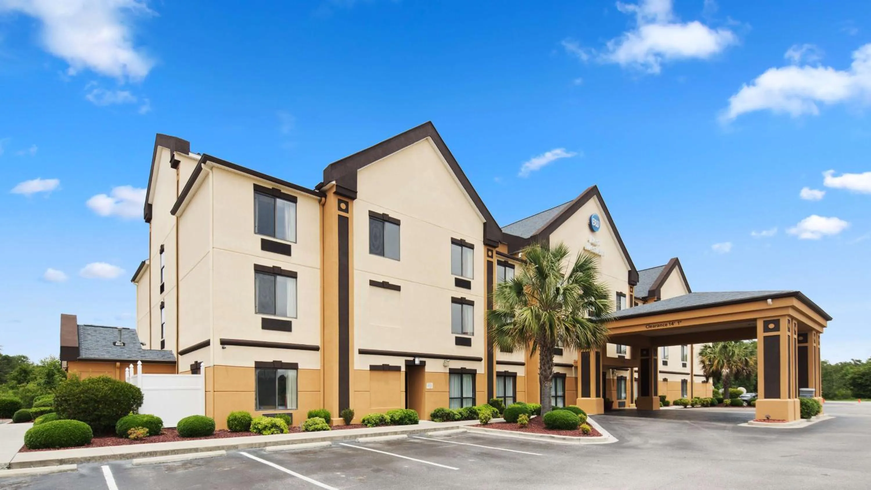 Property building in Best Western Executive Inn - Latta