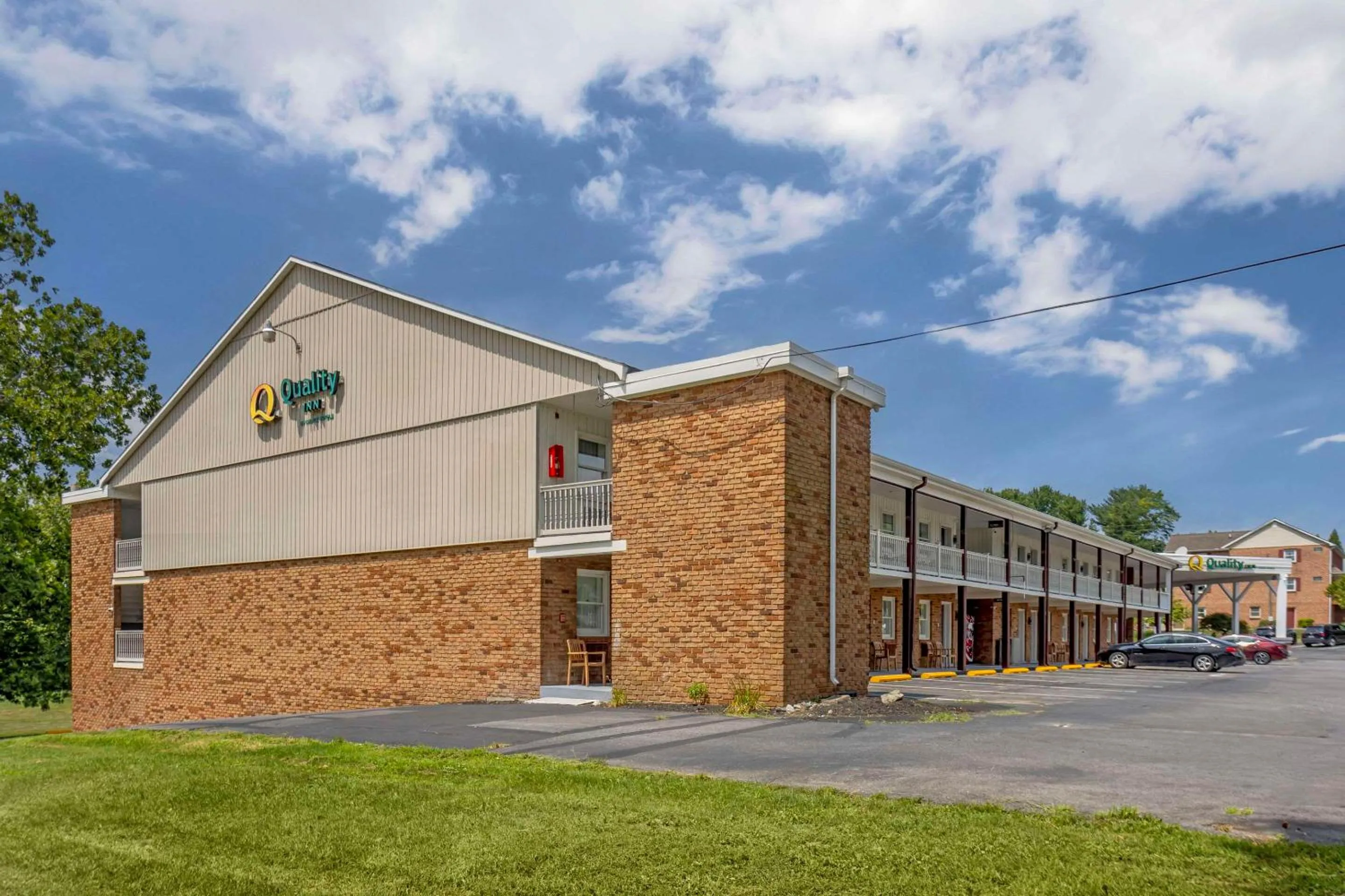 Property building in Mill Stream Country Inn