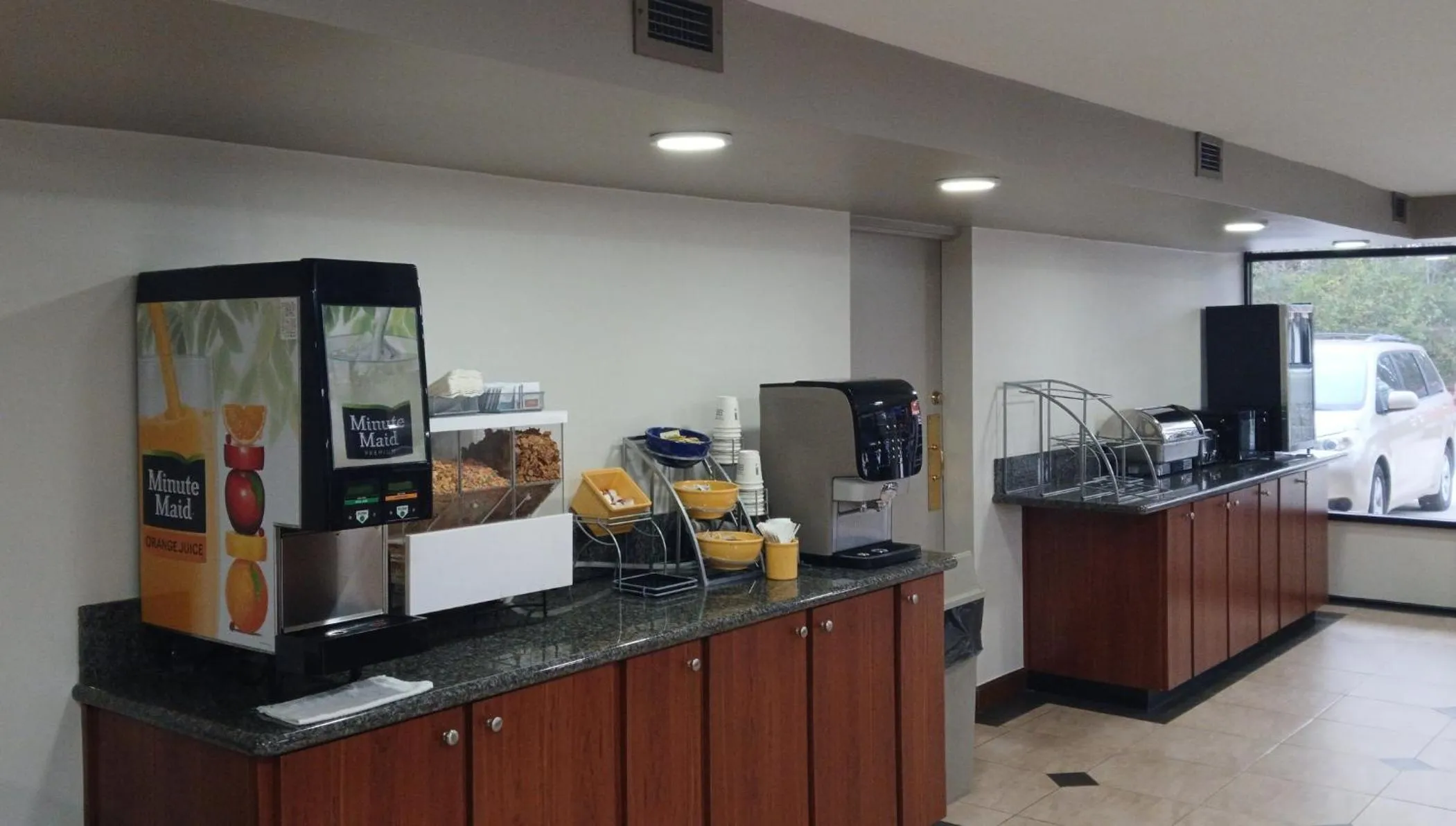 Breakfast in Red Roof Inn Leeds