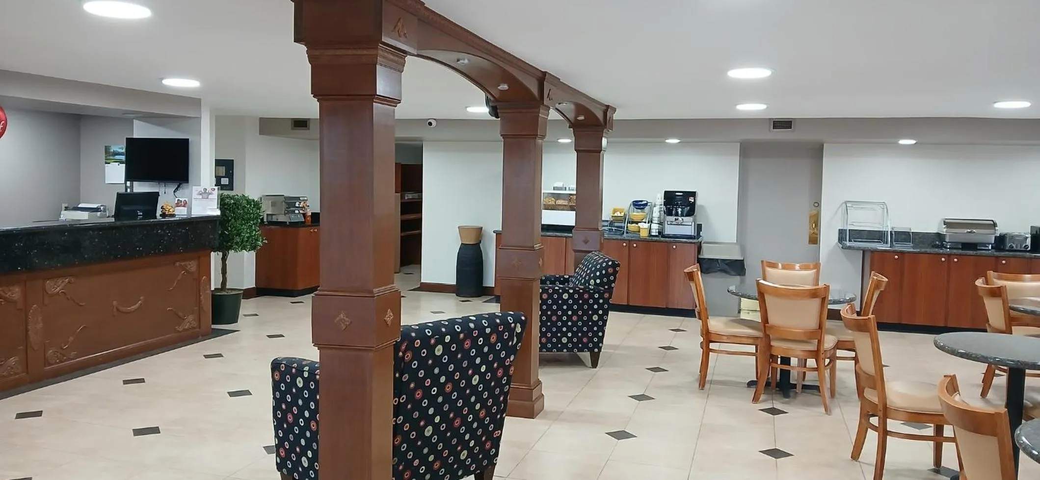 Lobby or reception in Red Roof Inn Leeds