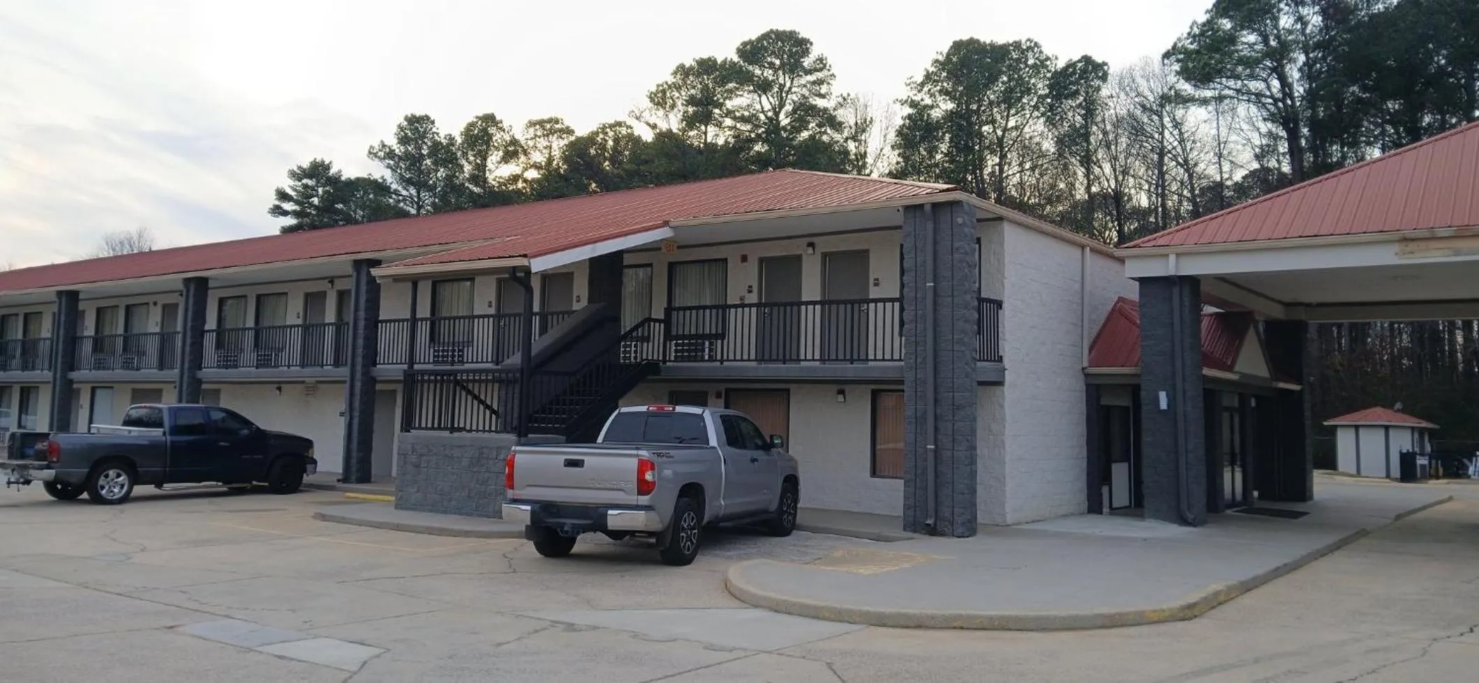 Property building in Red Roof Inn Leeds