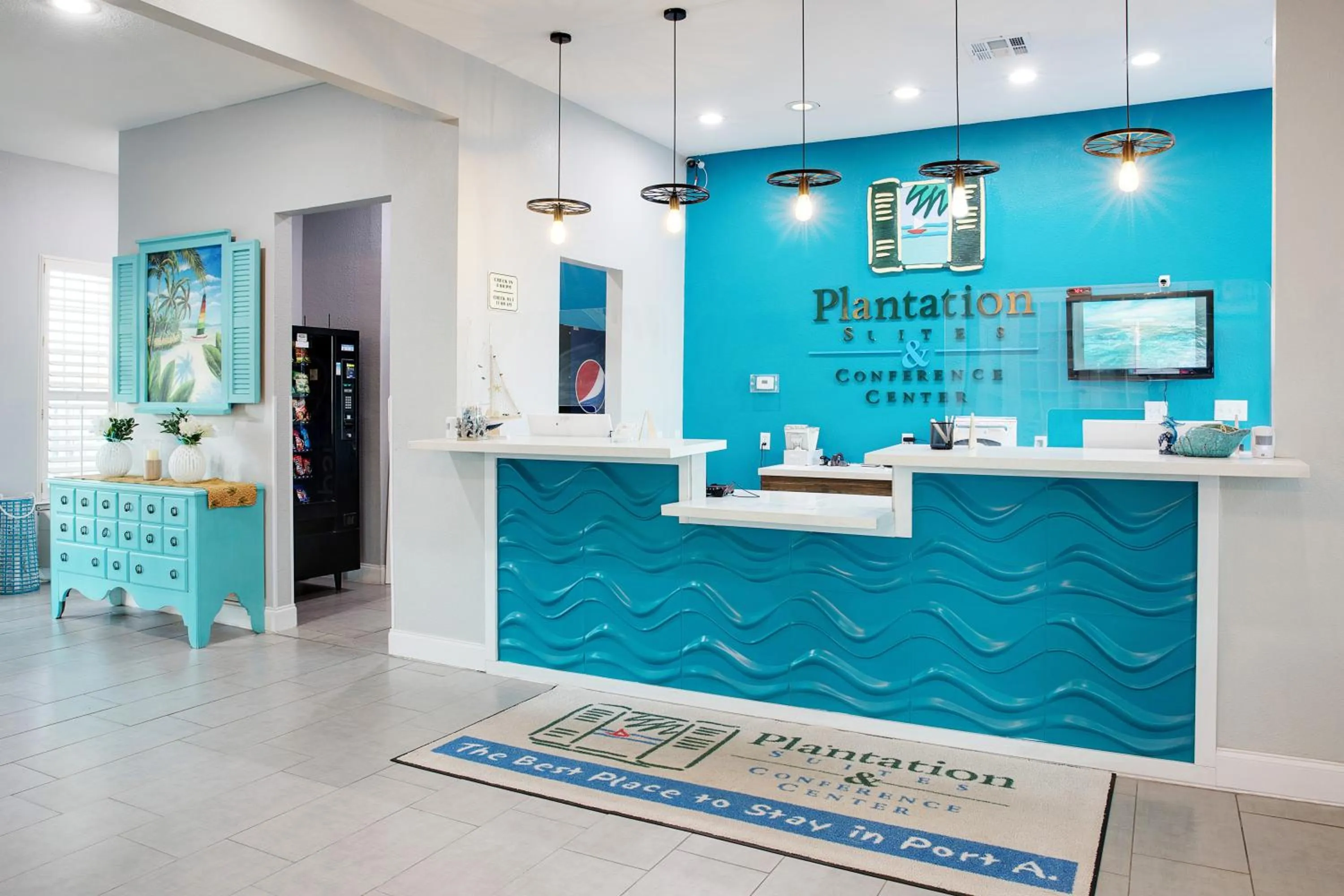Lobby or reception in Plantation Suites and Conference Center