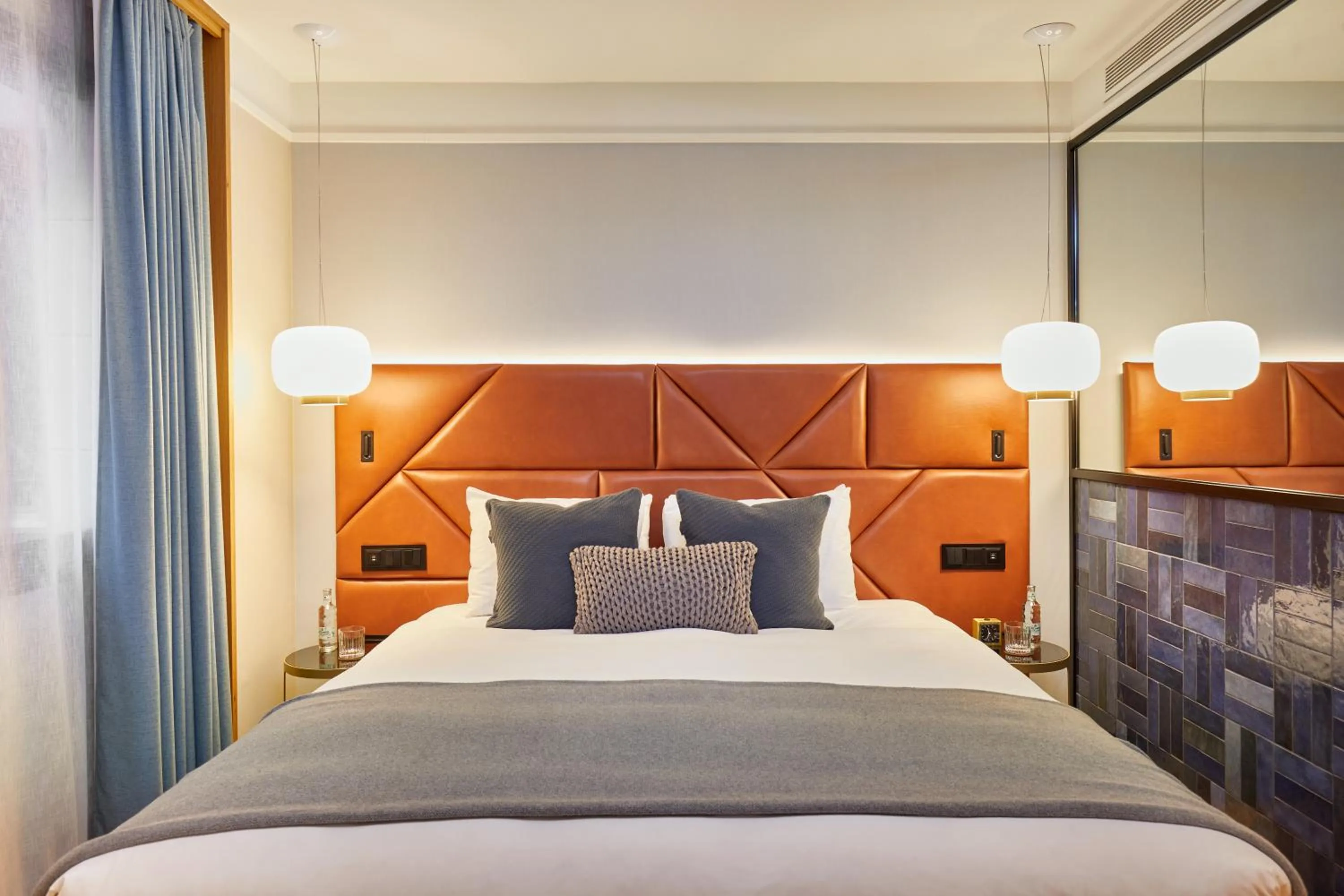 Bed in Kimpton Vividora Hotel by IHG