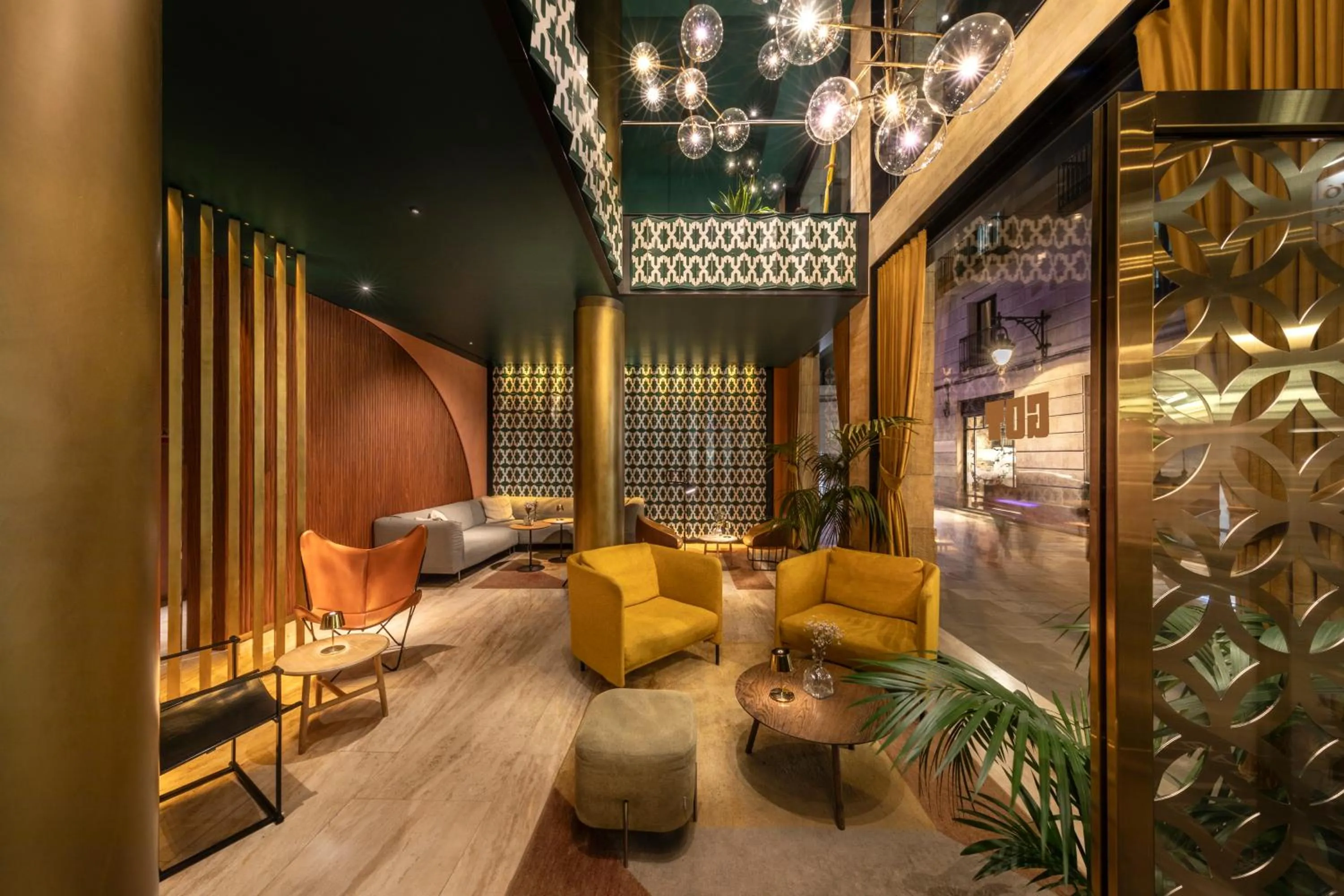 Lounge or bar in Kimpton Vividora Hotel by IHG