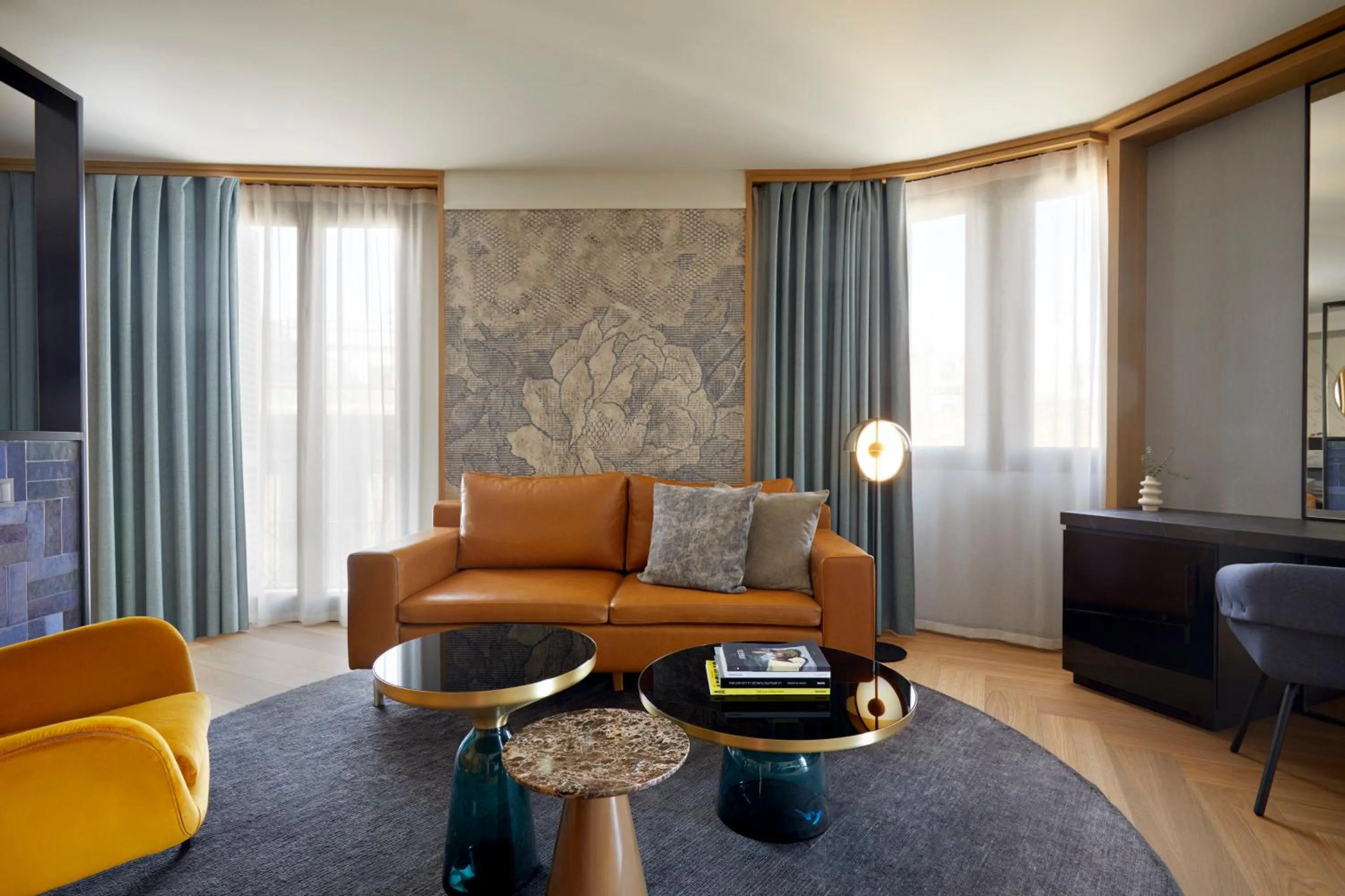 Living room in Kimpton Vividora Hotel by IHG