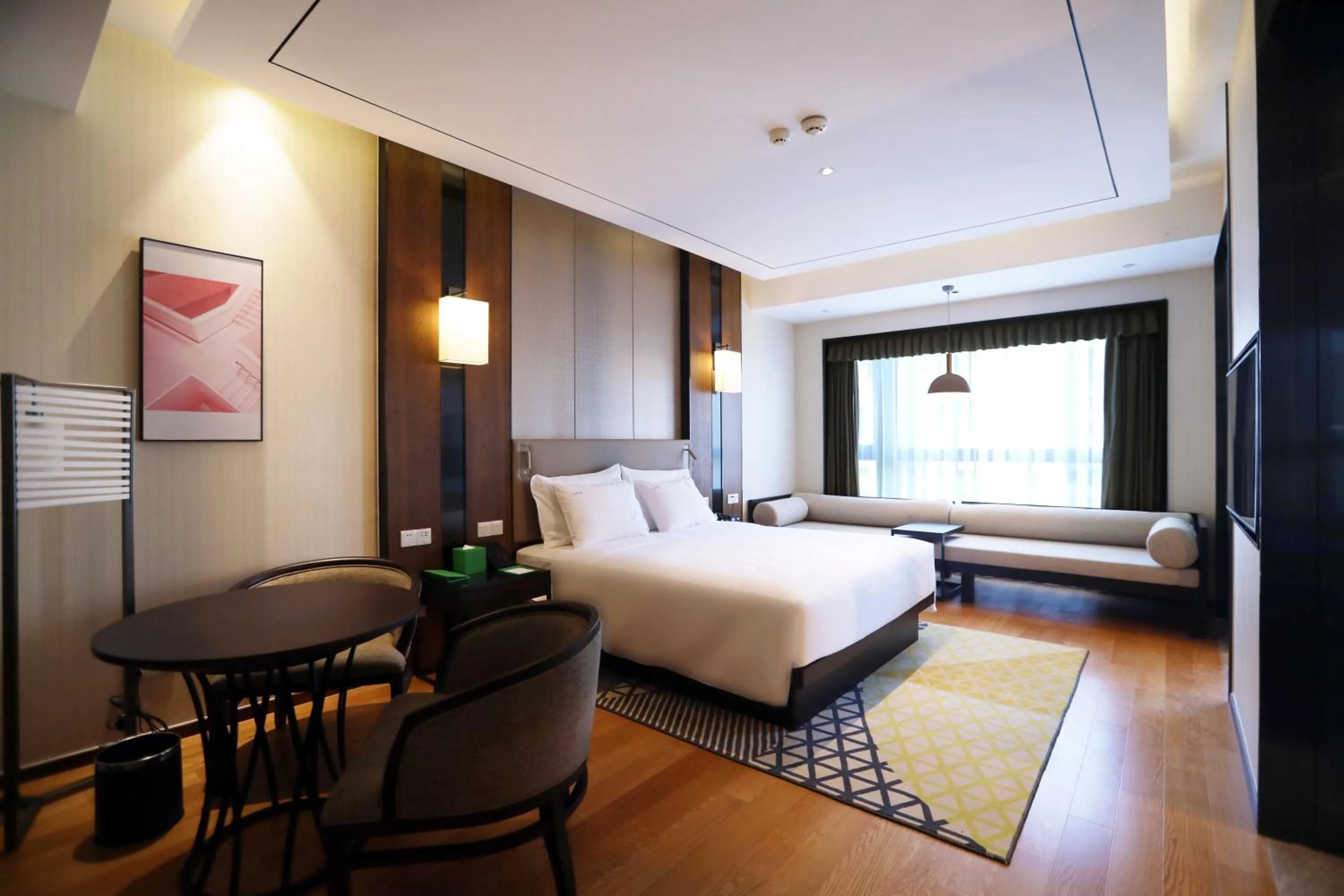 Photo of the whole room, Bed in Holiday Inn Kunshan, an IHG Hotel