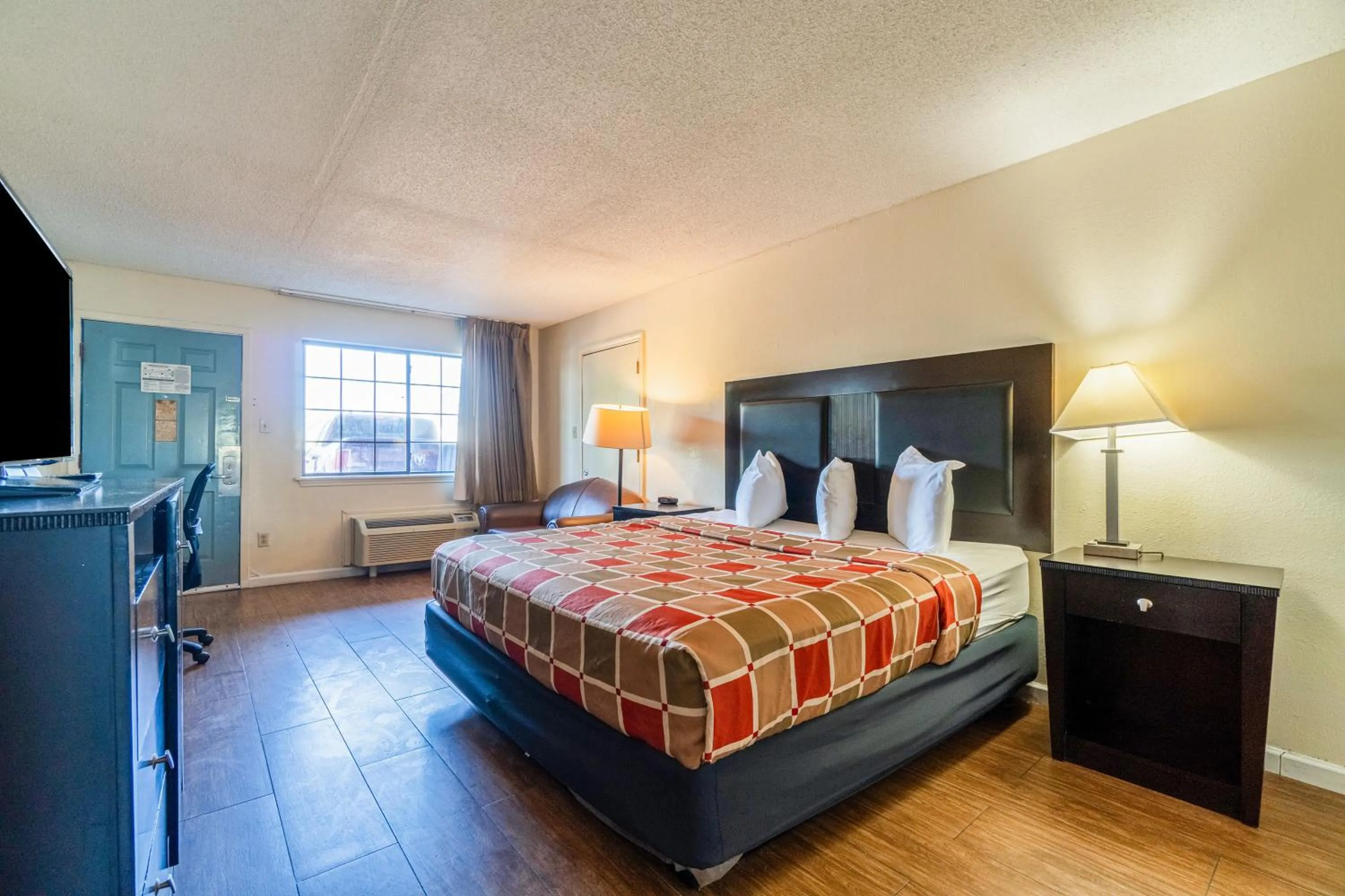 Bedroom, Bed in Executive Inn Port Lavaca by OYO