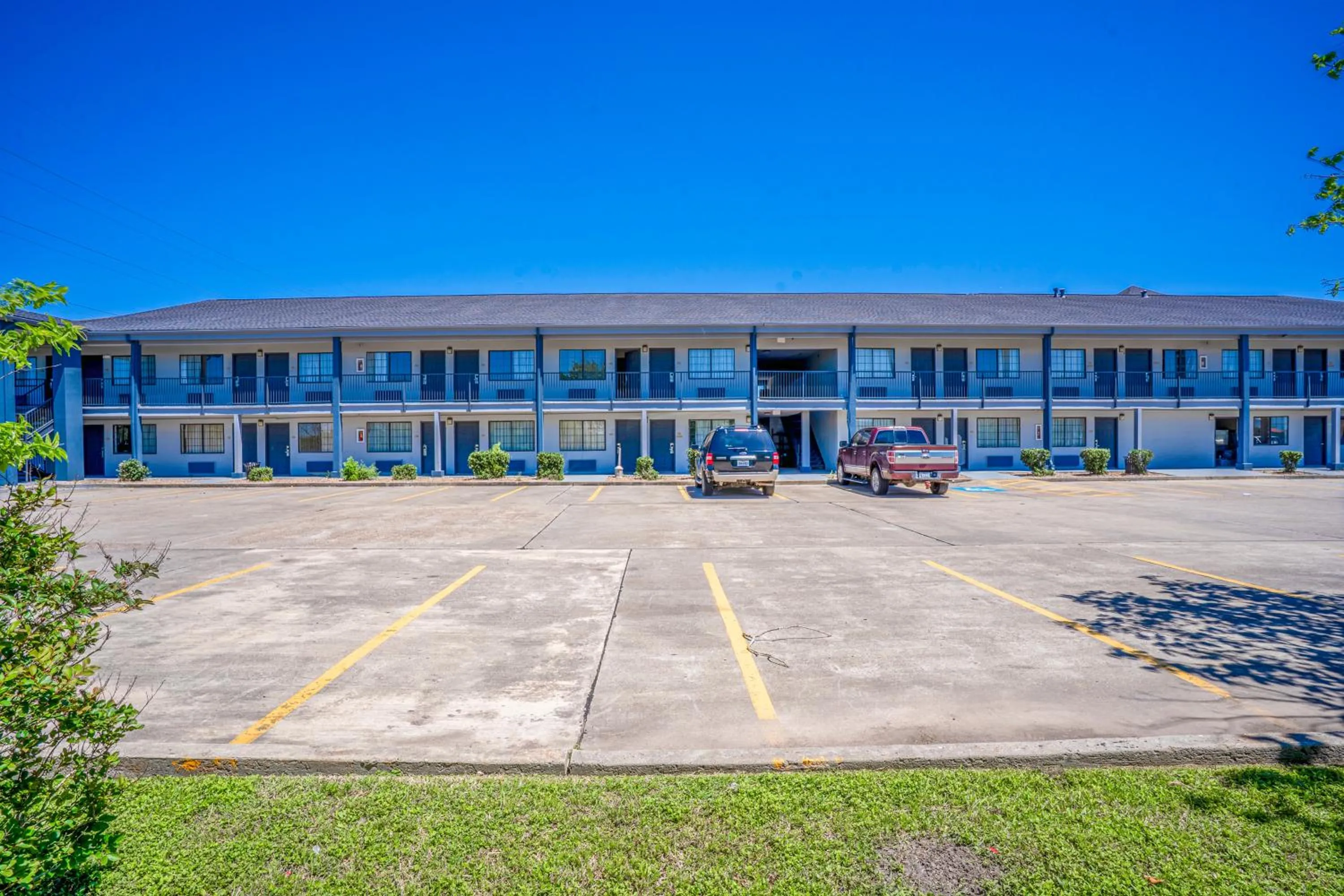 Facade/entrance in Executive Inn Port Lavaca by OYO