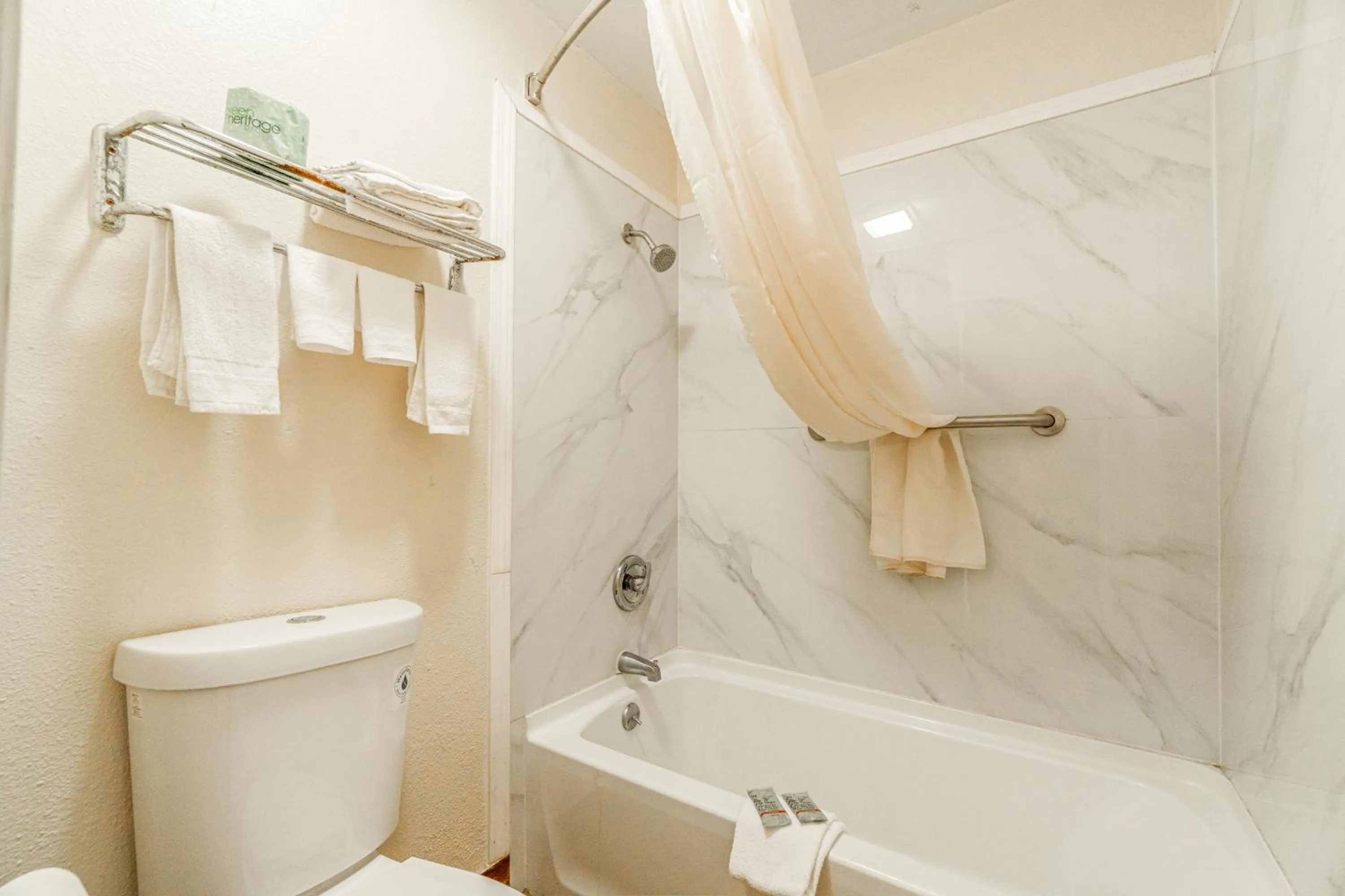 Bathroom in Executive Inn Port Lavaca by OYO