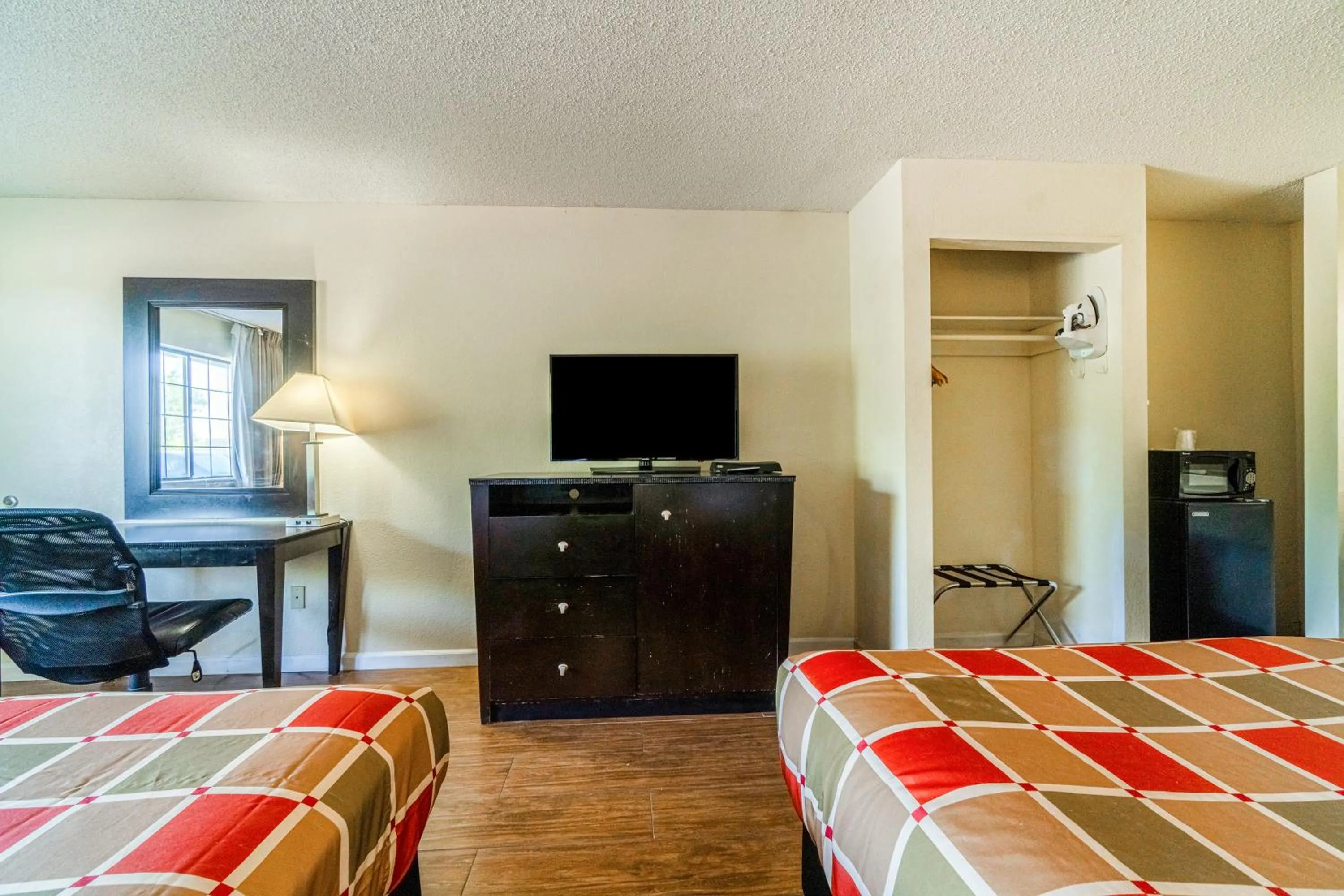 Bedroom, Bed in Executive Inn Port Lavaca by OYO