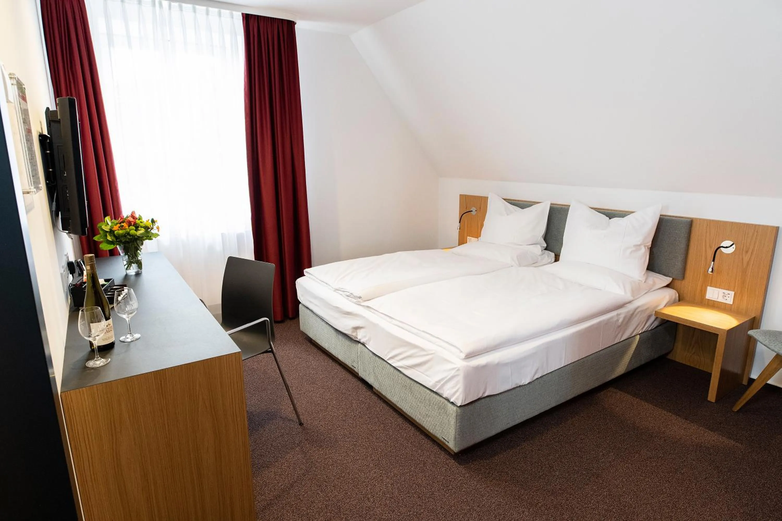 Bed in Hotel Kloster Eberbach
