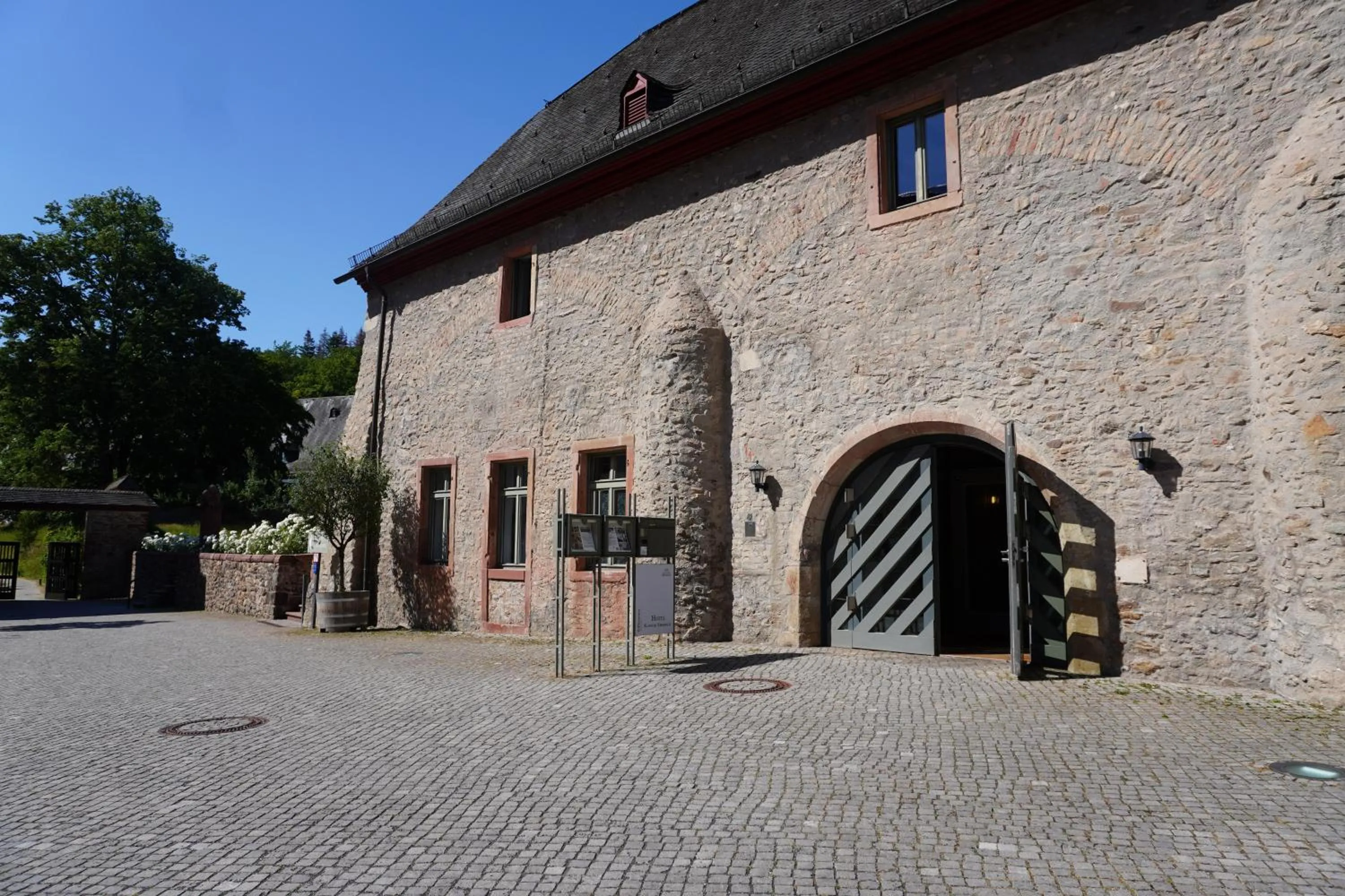 Property building in Hotel Kloster Eberbach