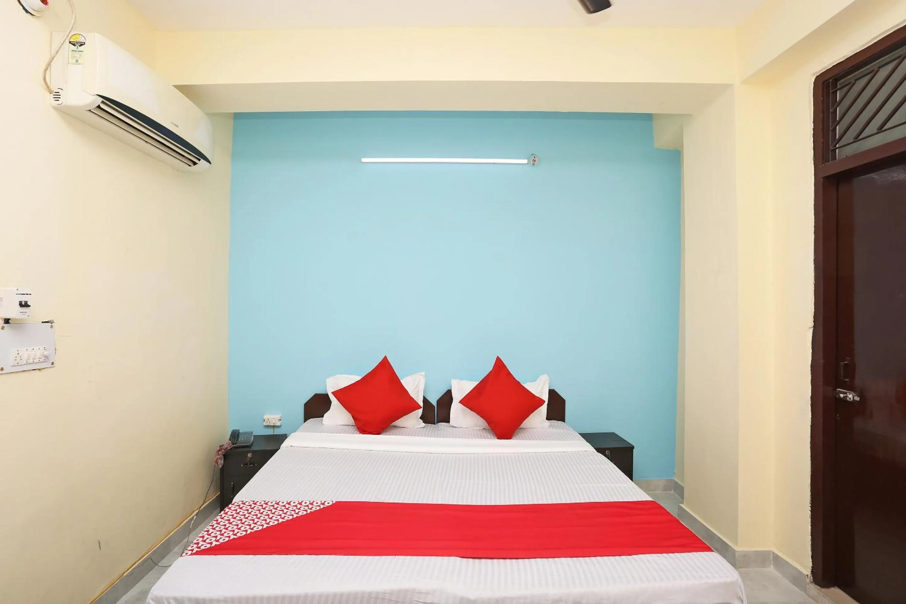 Bedroom in Hotel O Dream Connect