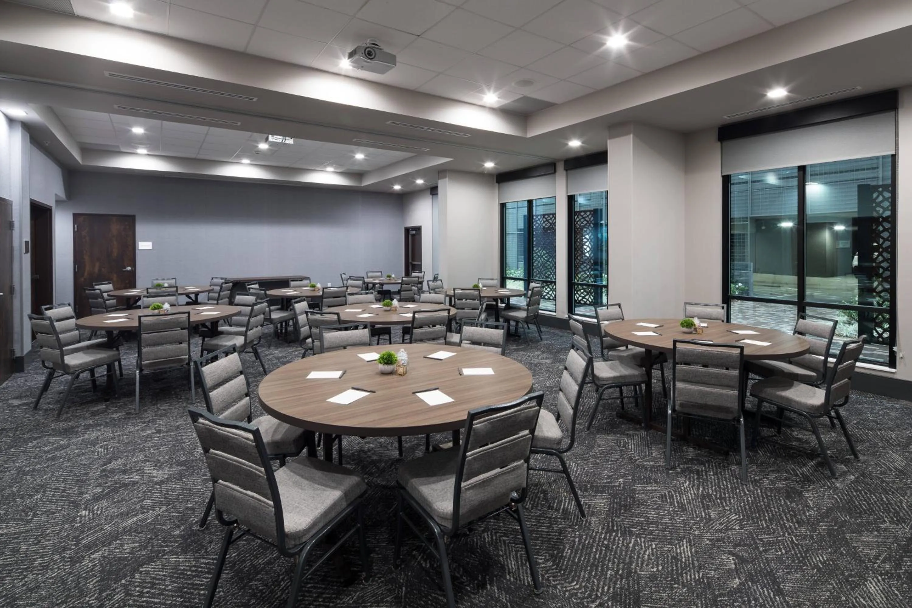 Meeting/conference room in Courtyard by Marriott Houston Heights/I-10