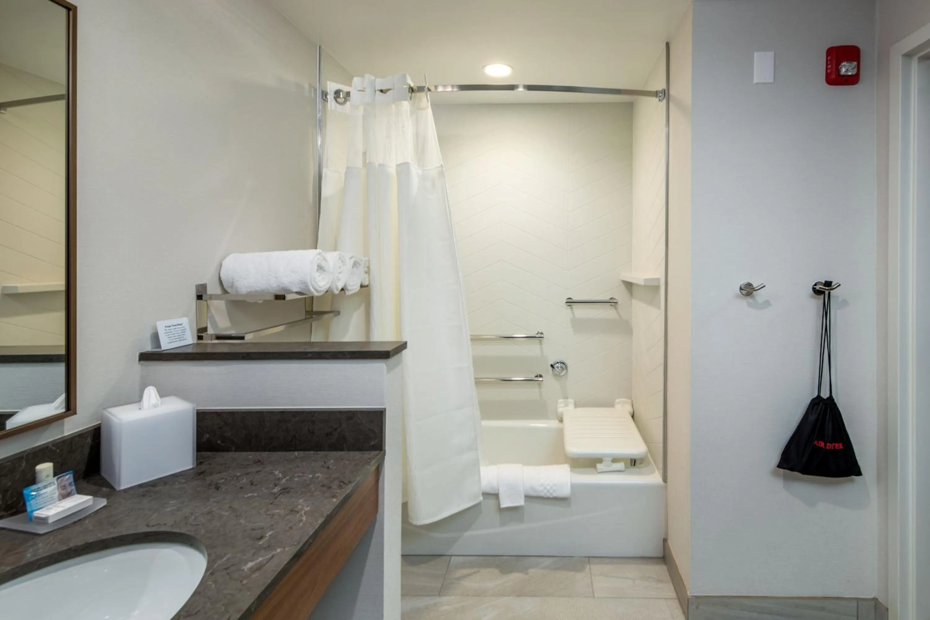 Photo of the whole room in Fairfield Inn & Suites by Marriott Little Rock Airport