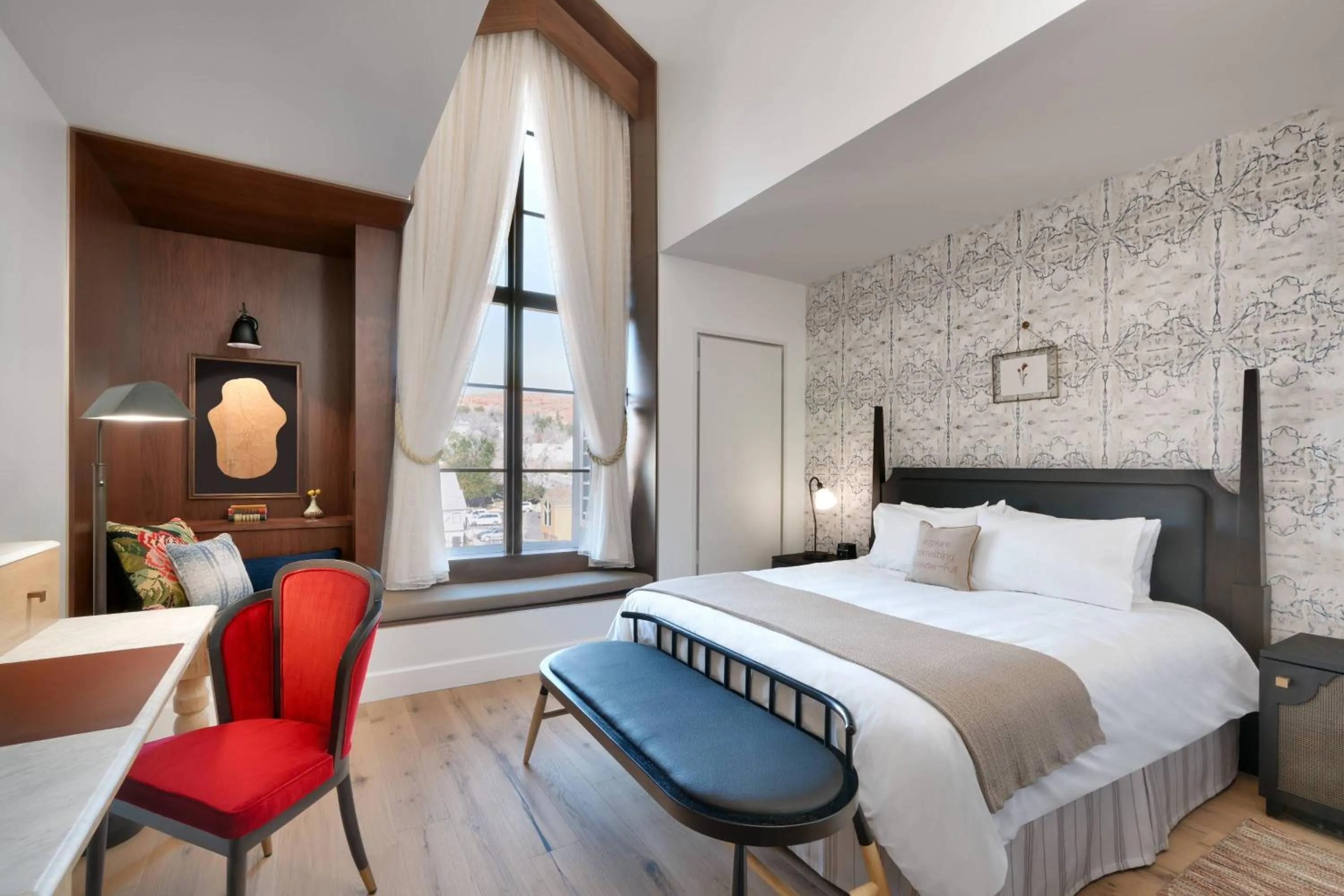 Photo of the whole room, Bed in The Advenire, Autograph Collection