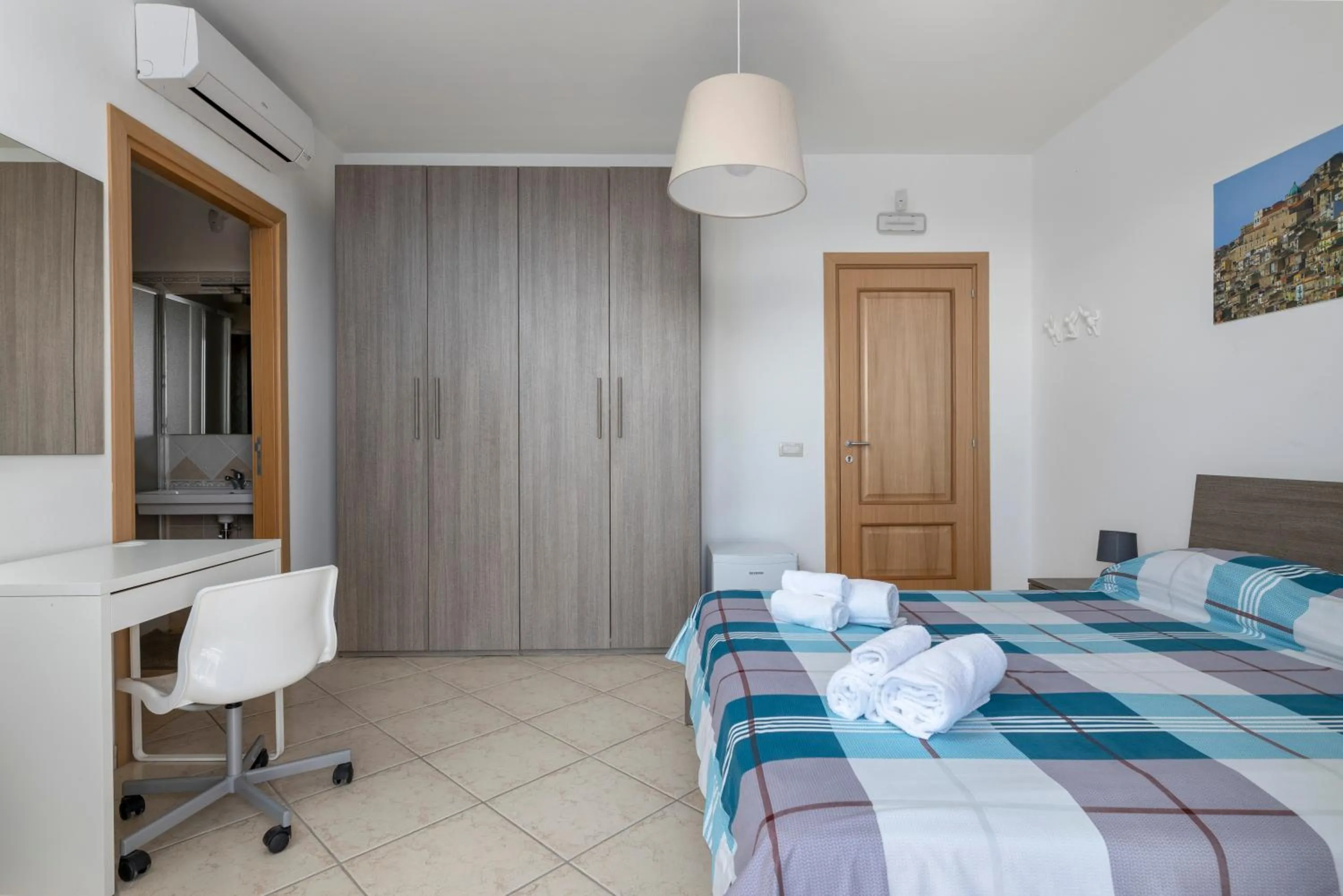 Bedroom, Bed in Villa Vulcano, tra l'Etna e il mare