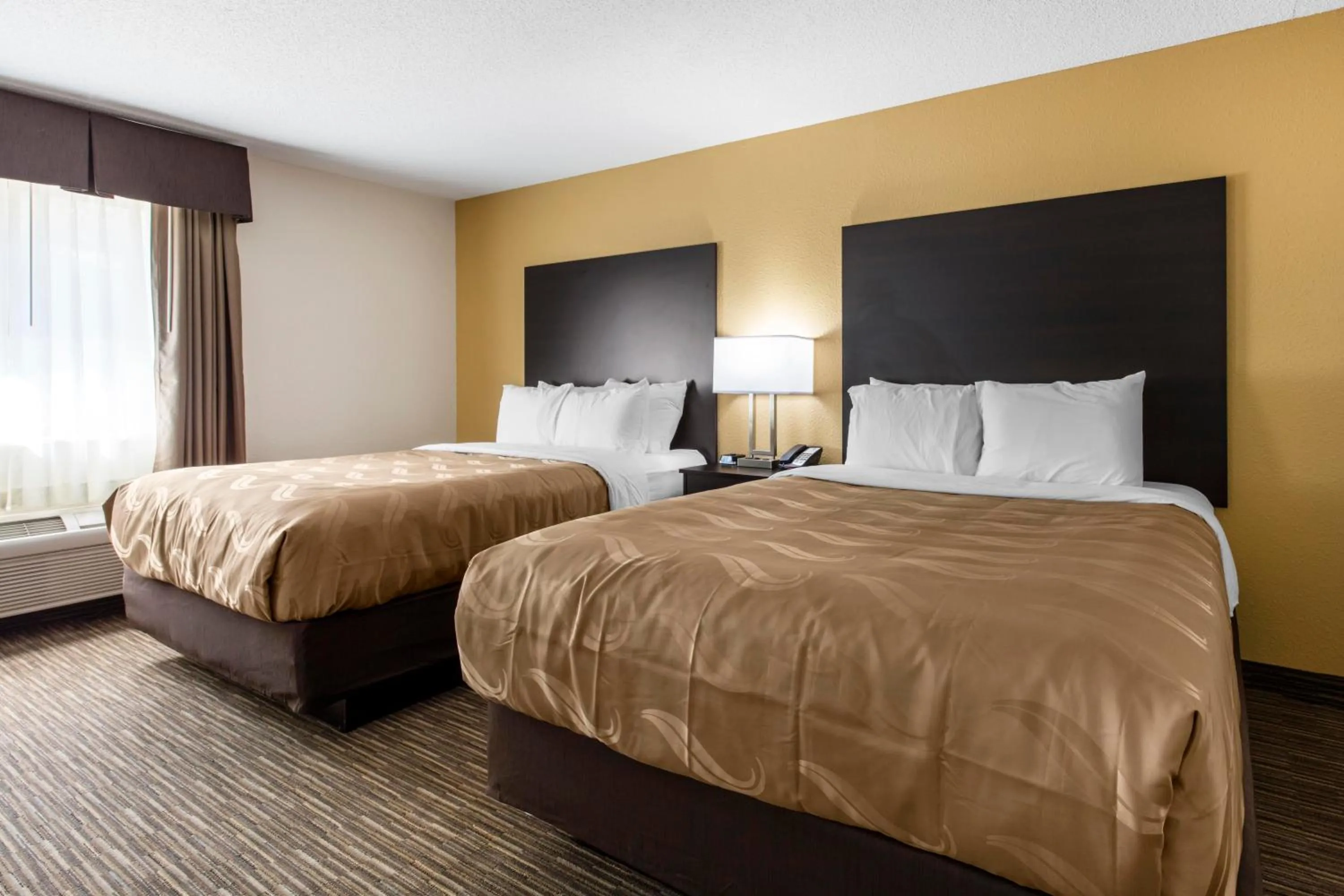 Bedroom, Bed in Quality Inn & Suites Metropolis I-24
