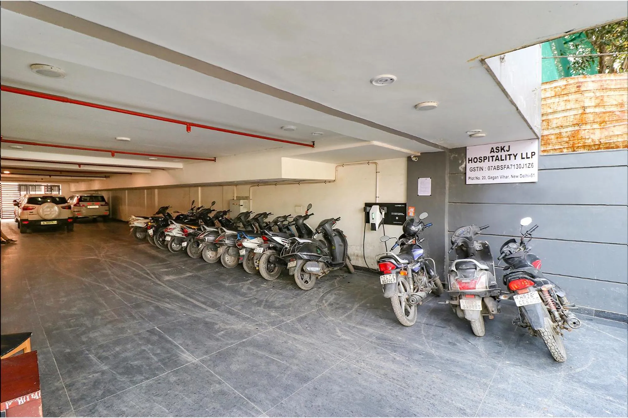 Parking in Via La Serene - Near Yamuna Sports Complex