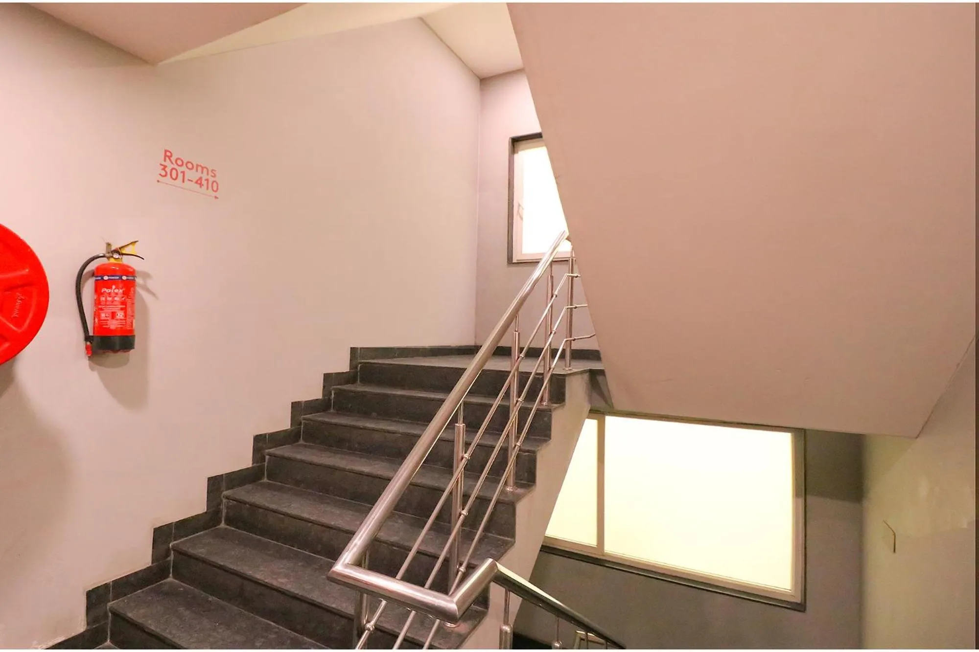 Lobby or reception in Via La Serene - Near Yamuna Sports Complex