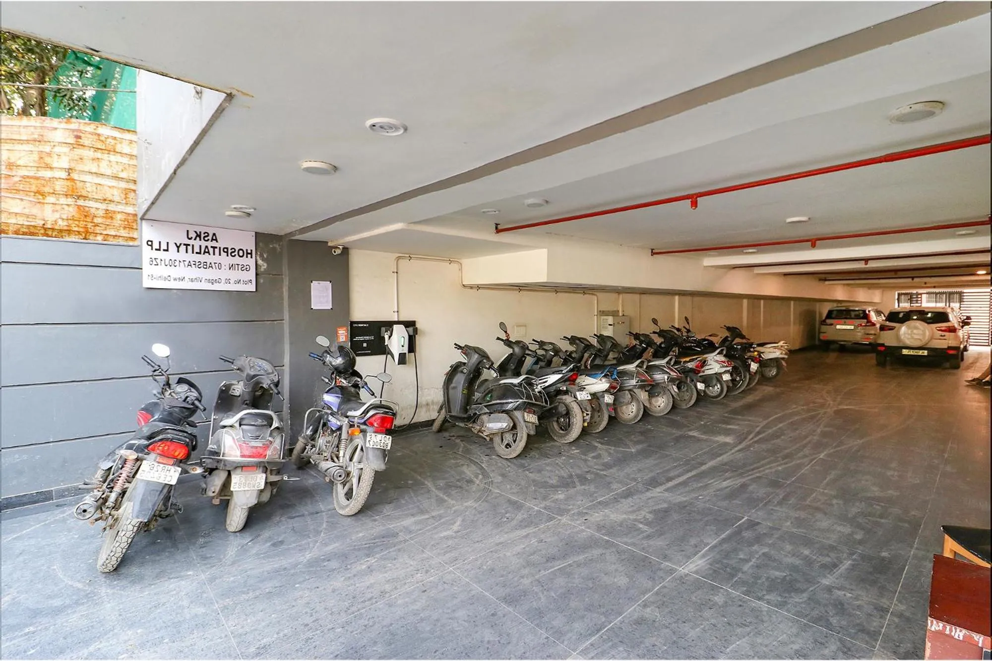 Parking in Via La Serene - Near Yamuna Sports Complex
