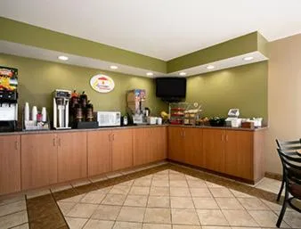 Restaurant/places to eat in Super 8 by Wyndham Columbia City