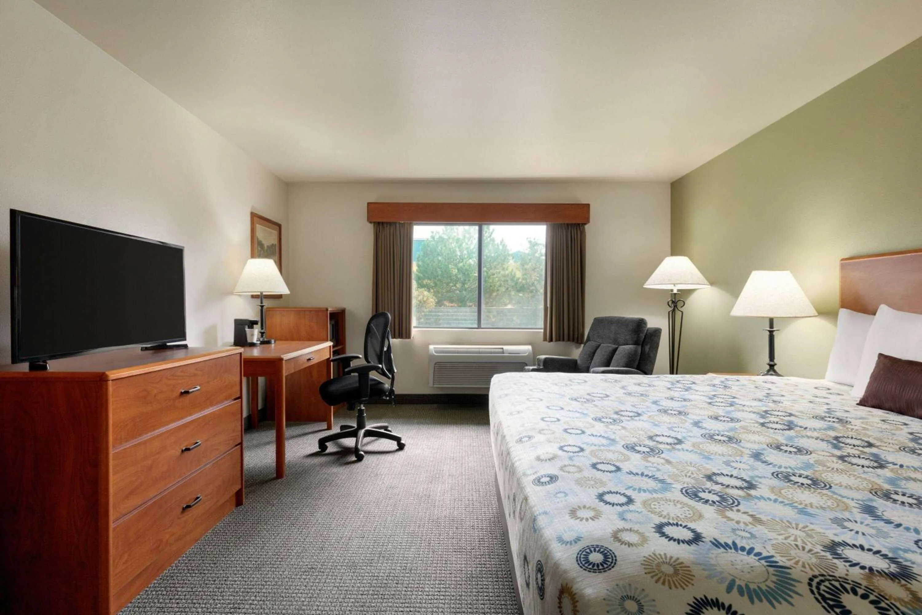 Photo of the whole room, Bed in AmericInn by Wyndham Havre