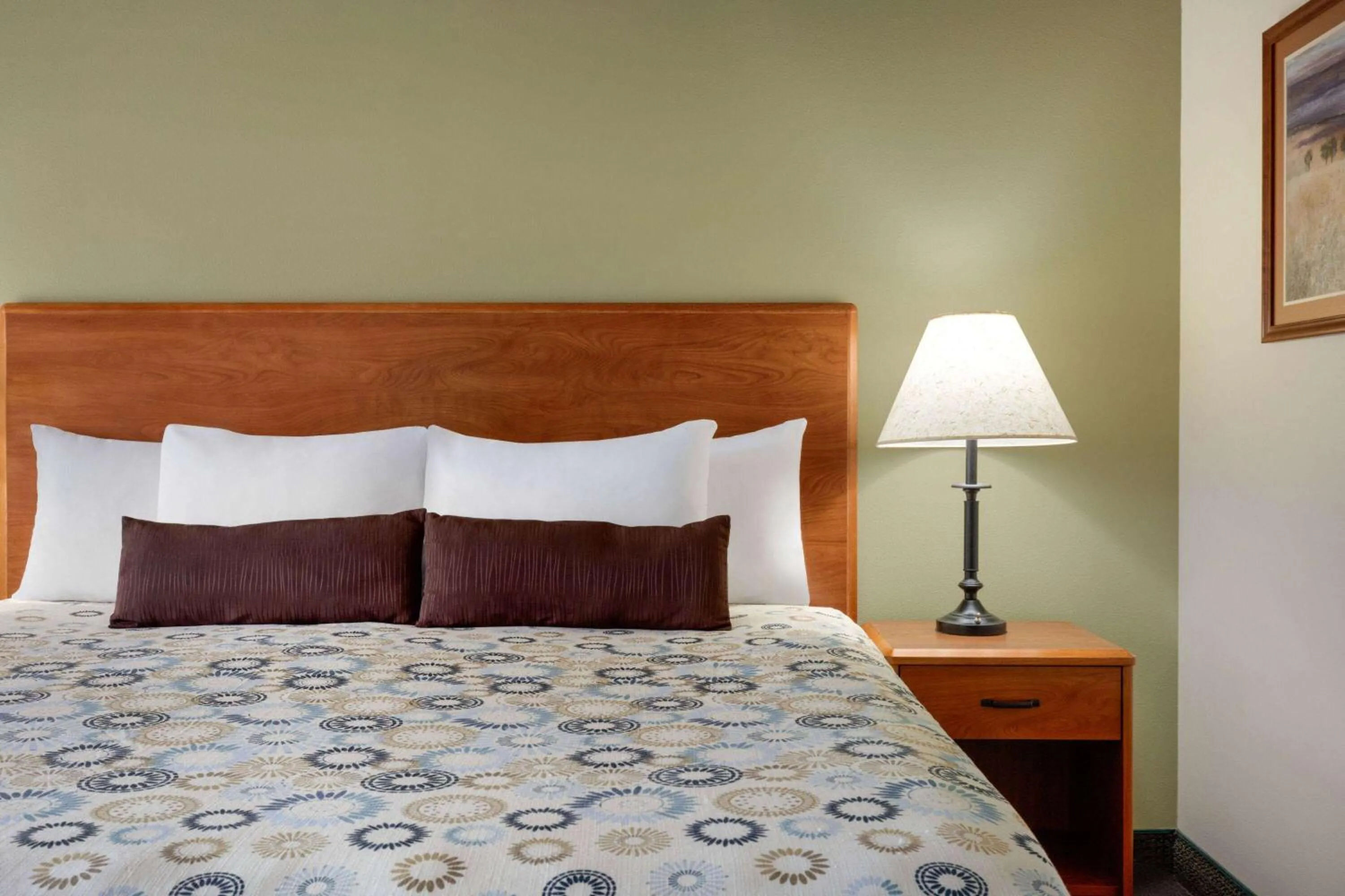 Photo of the whole room, Bed in AmericInn by Wyndham Havre