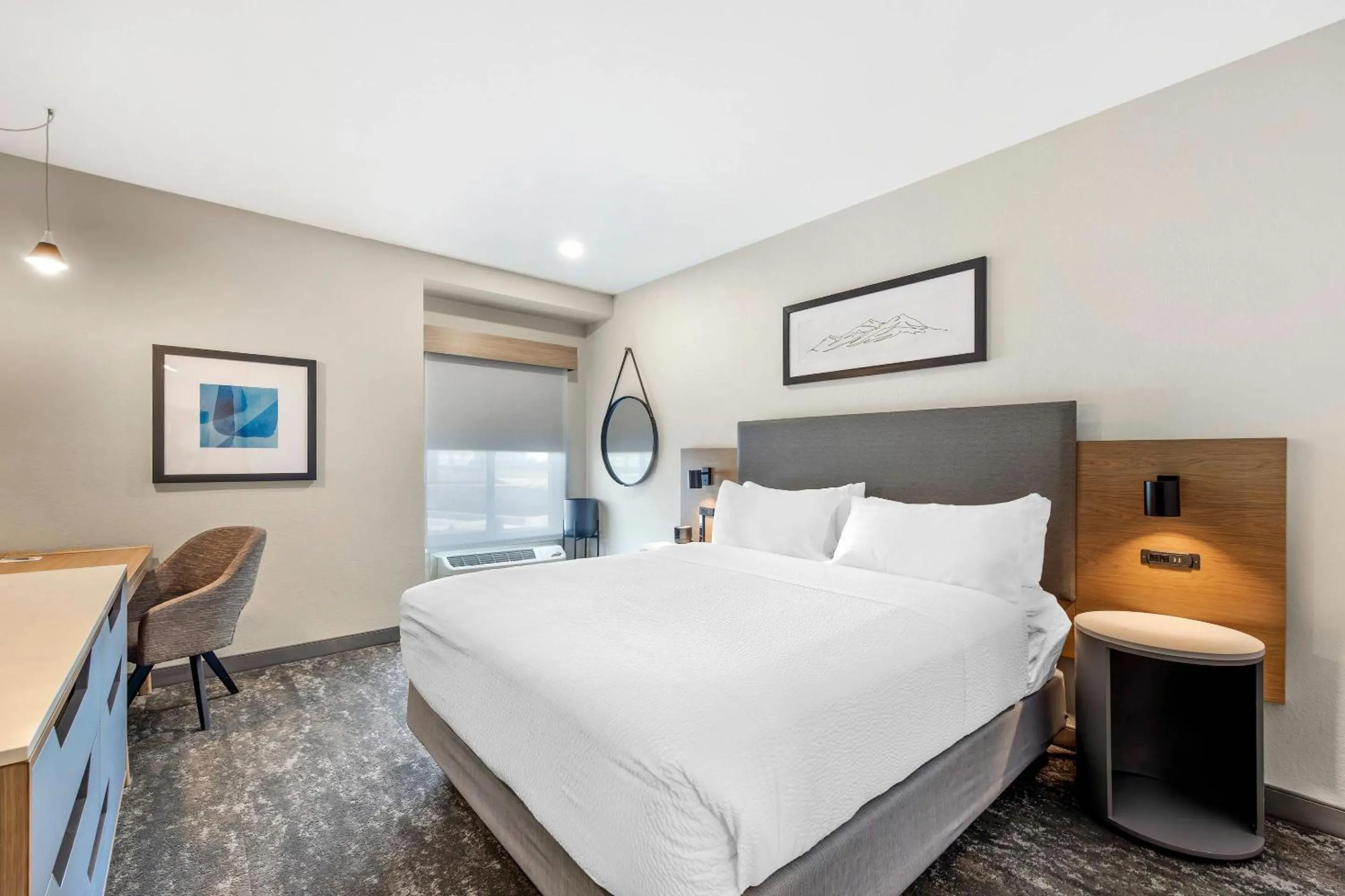 Bedroom, Bed in Kiota Inn & Event Center Sutter Creek, an Ascend Collection Hotel