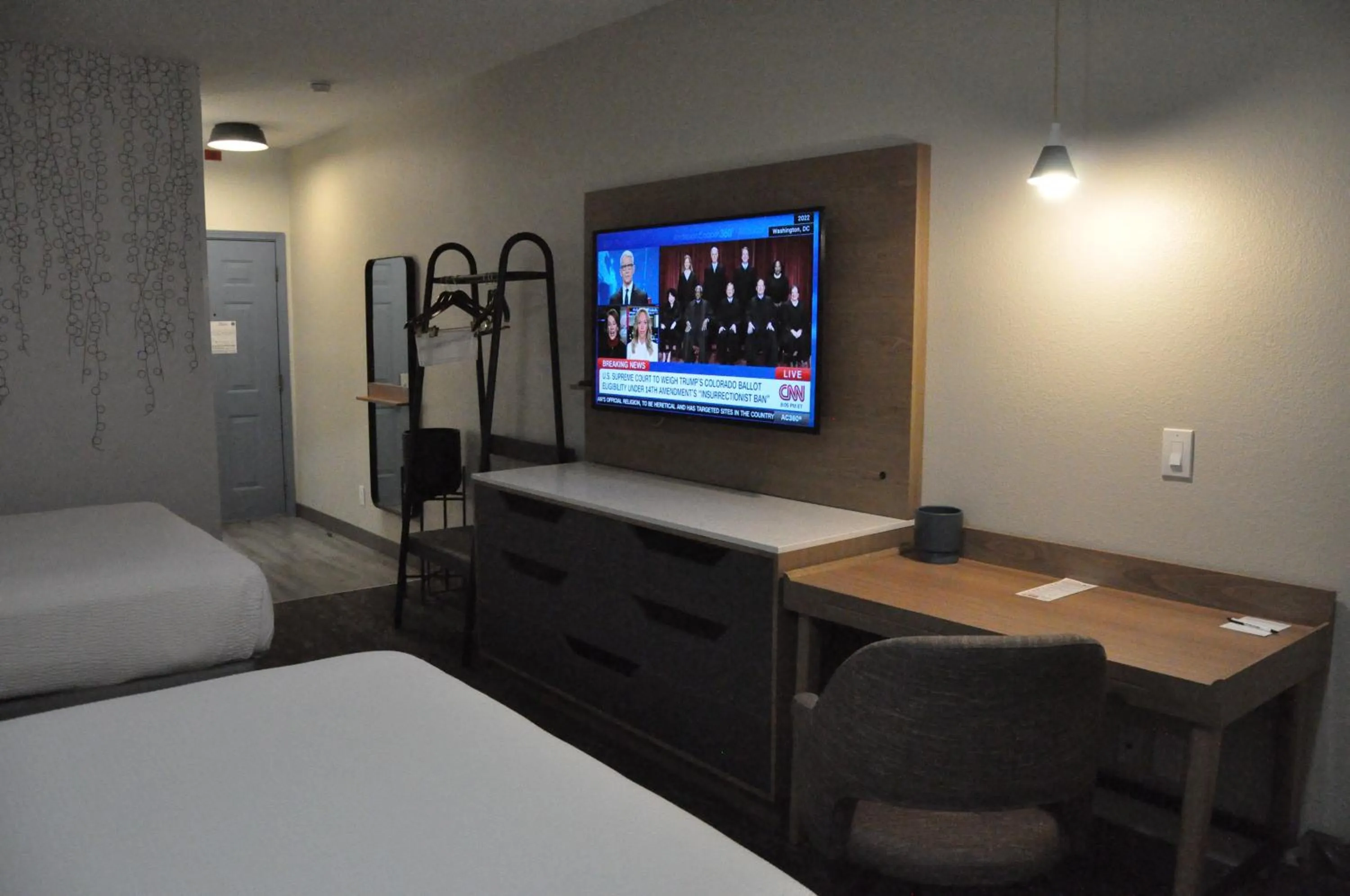 Bed in Kiota Inn & Event Center Sutter Creek, an Ascend Collection Hotel