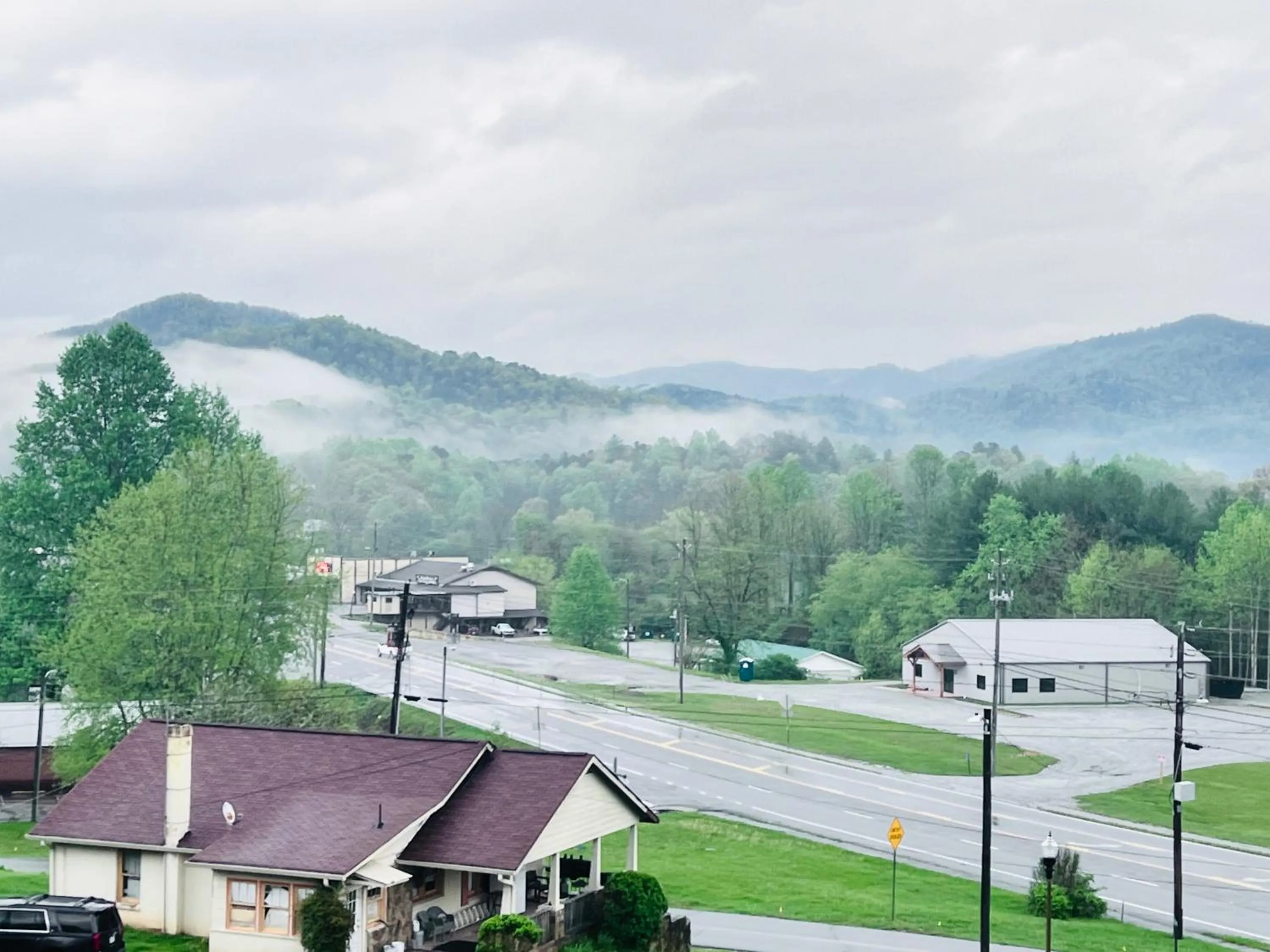 View (from property/room), Mountain View in Knights Inn Dillard