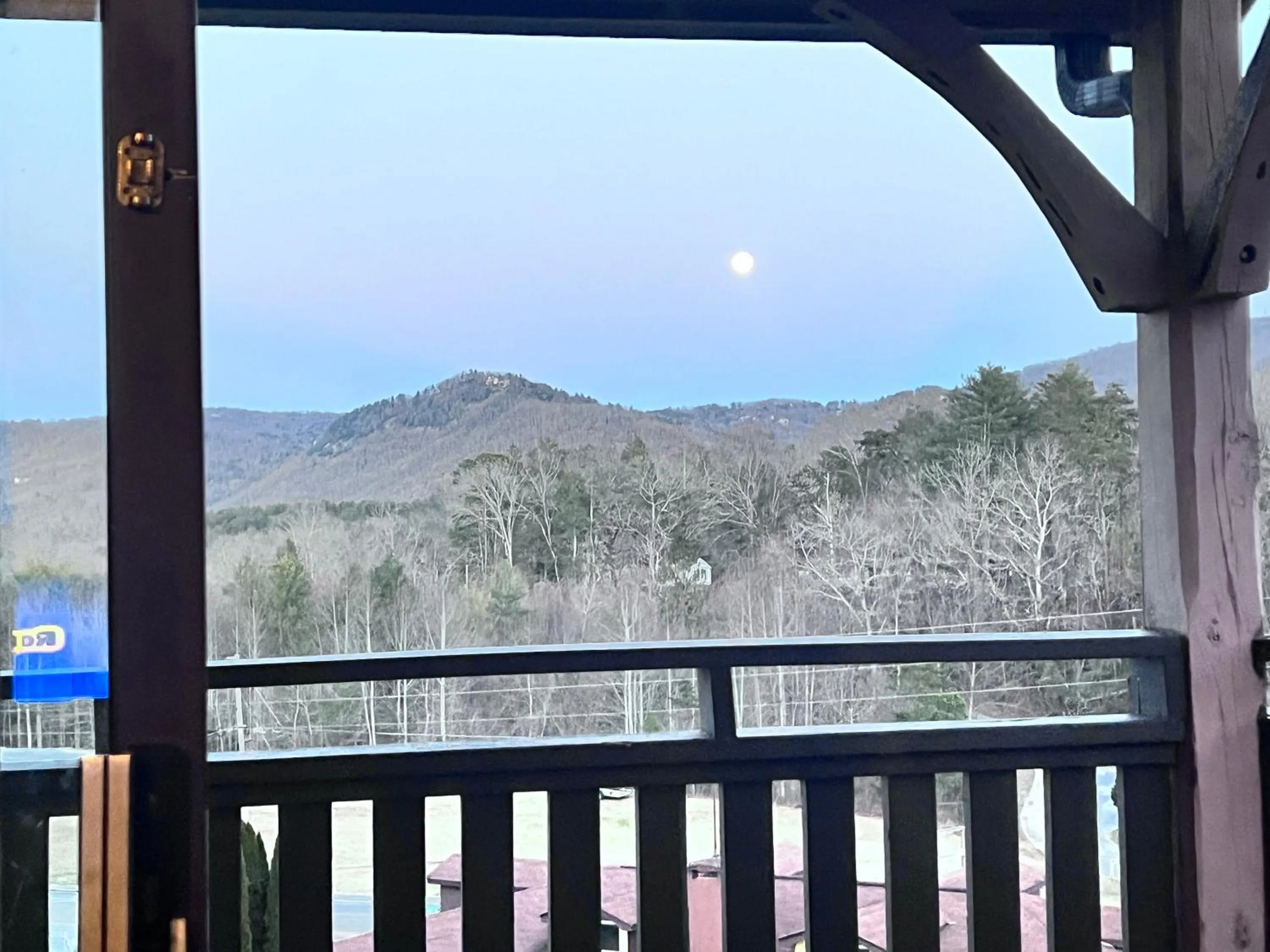 View (from property/room), Mountain View in Knights Inn Dillard