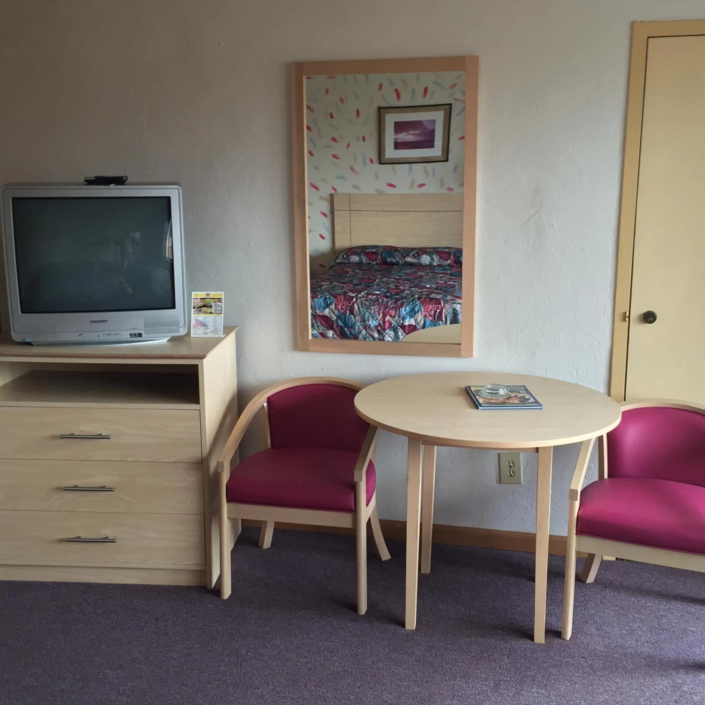 Dining area in MacThrift Motor Inn
