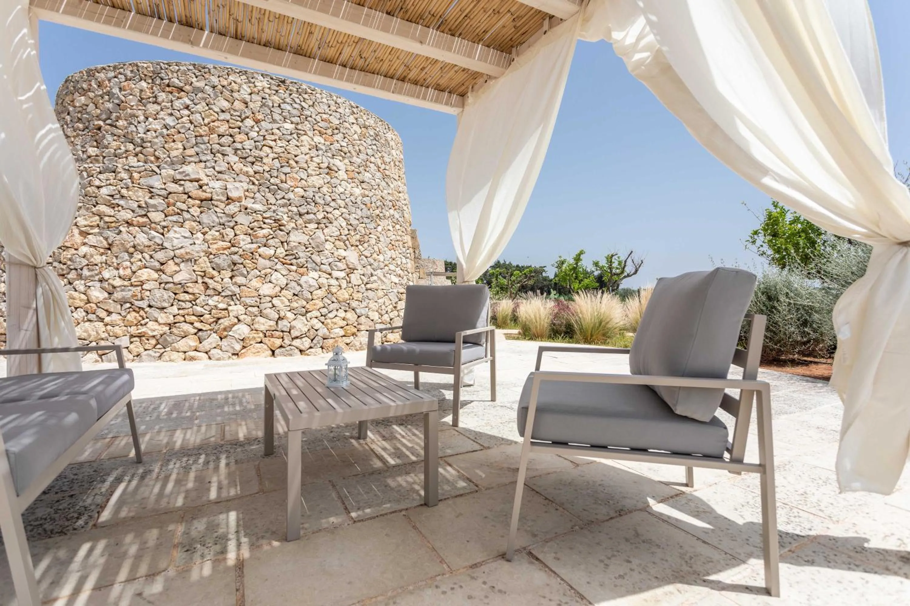 Patio in Palummare - Agri Hotel Relais