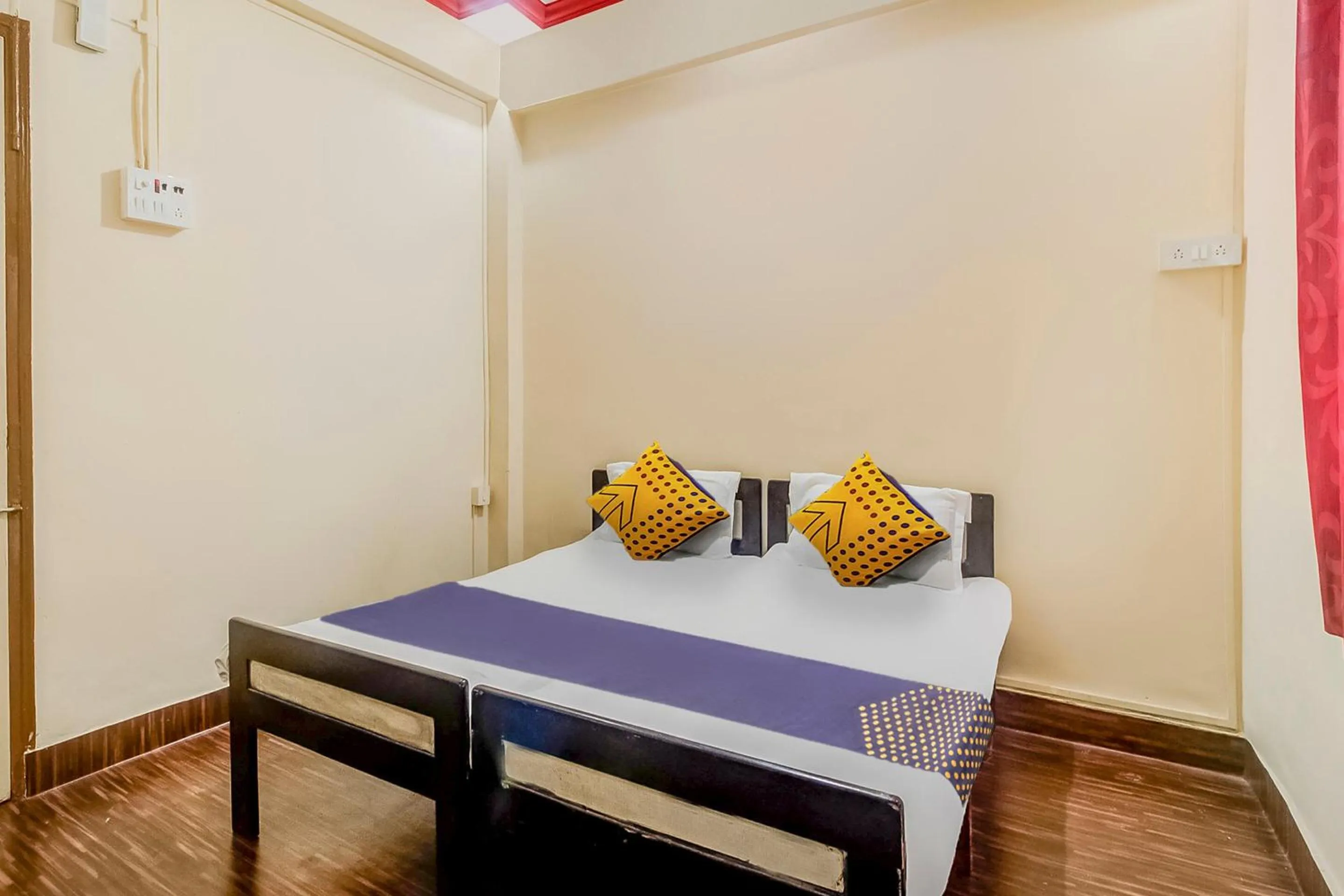 Bedroom, Bed in Hotel O New Ushakal Lodging & Boarding