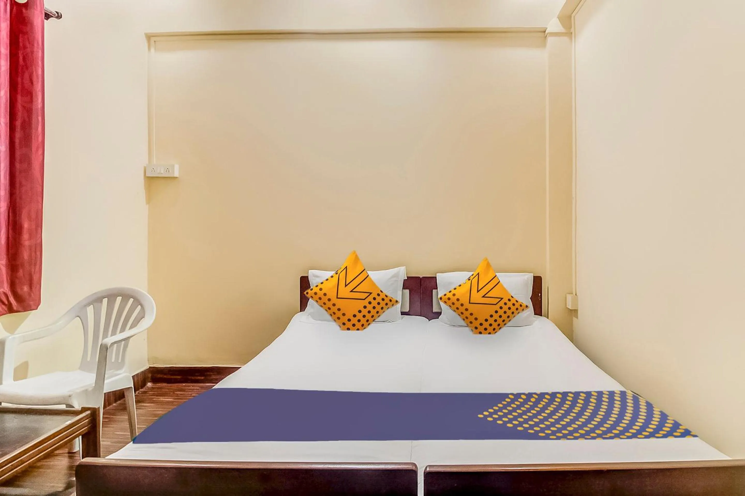 Bedroom, Bed in Hotel O New Ushakal Lodging & Boarding