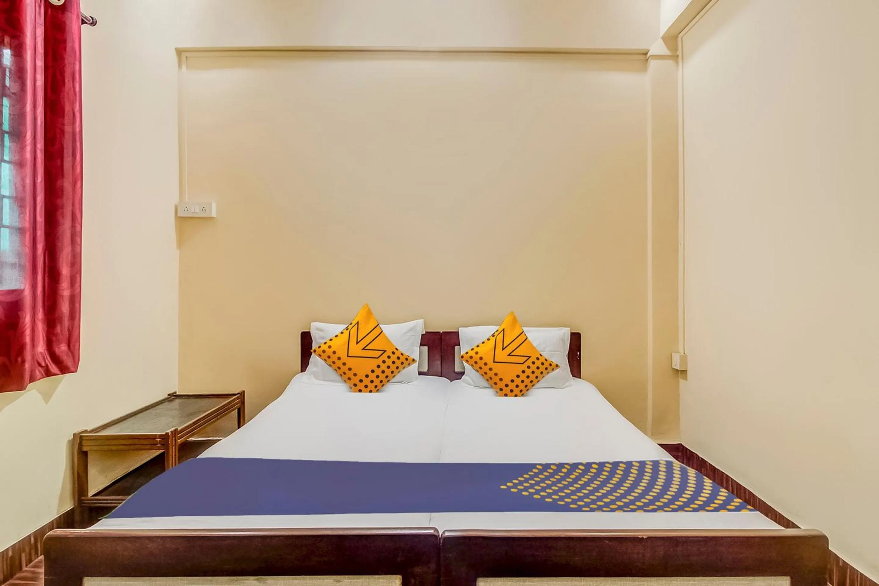 Bedroom, Bed in Hotel O New Ushakal Lodging & Boarding