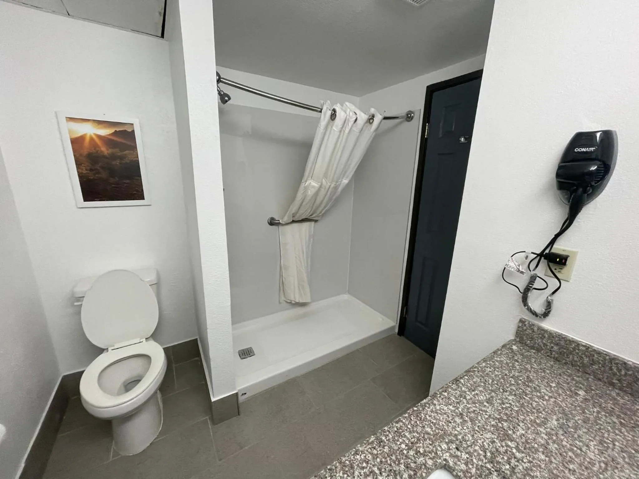 Days Inn by Wyndham Shawnee