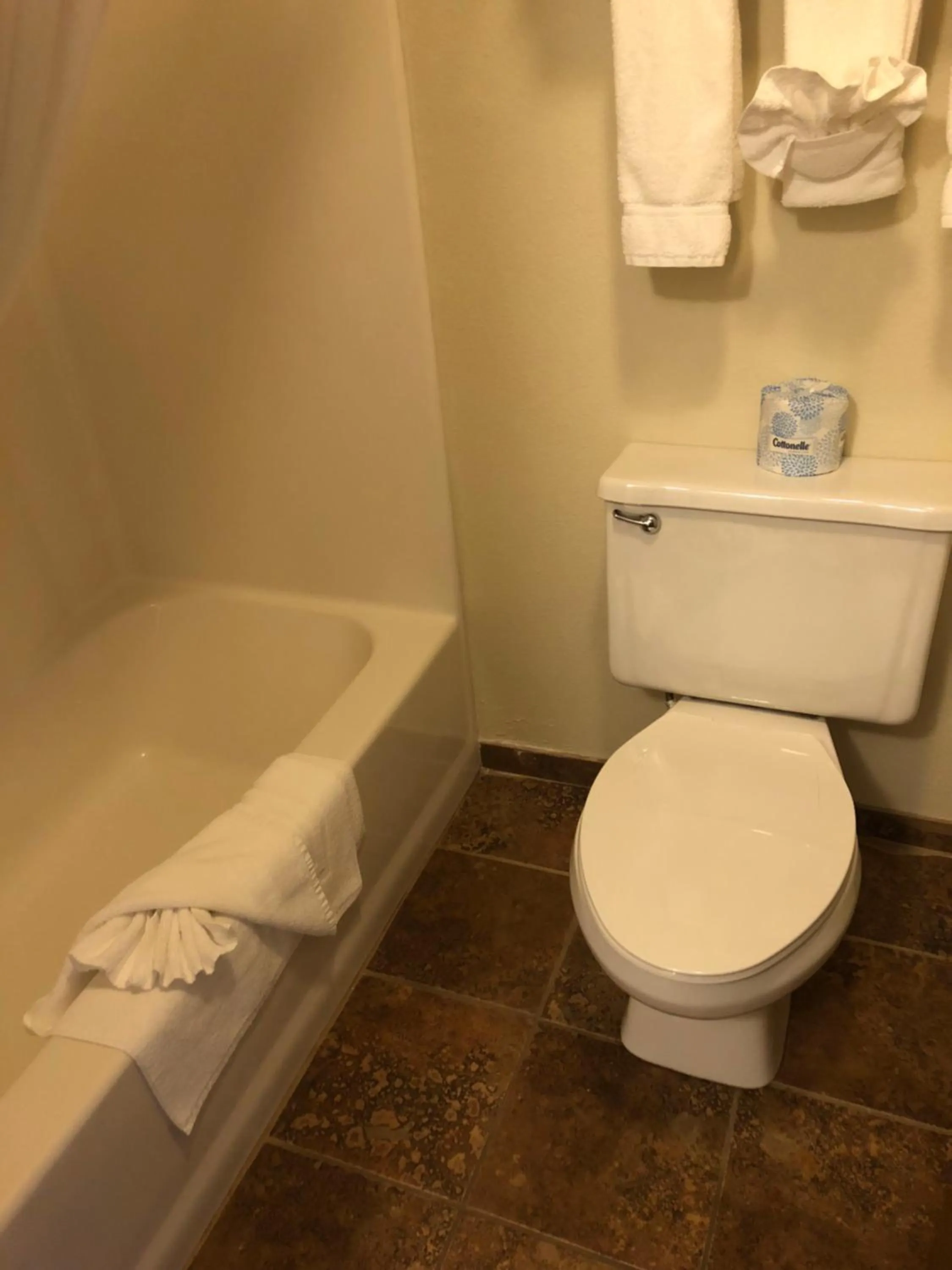 Bathroom in Kings Inn Cody