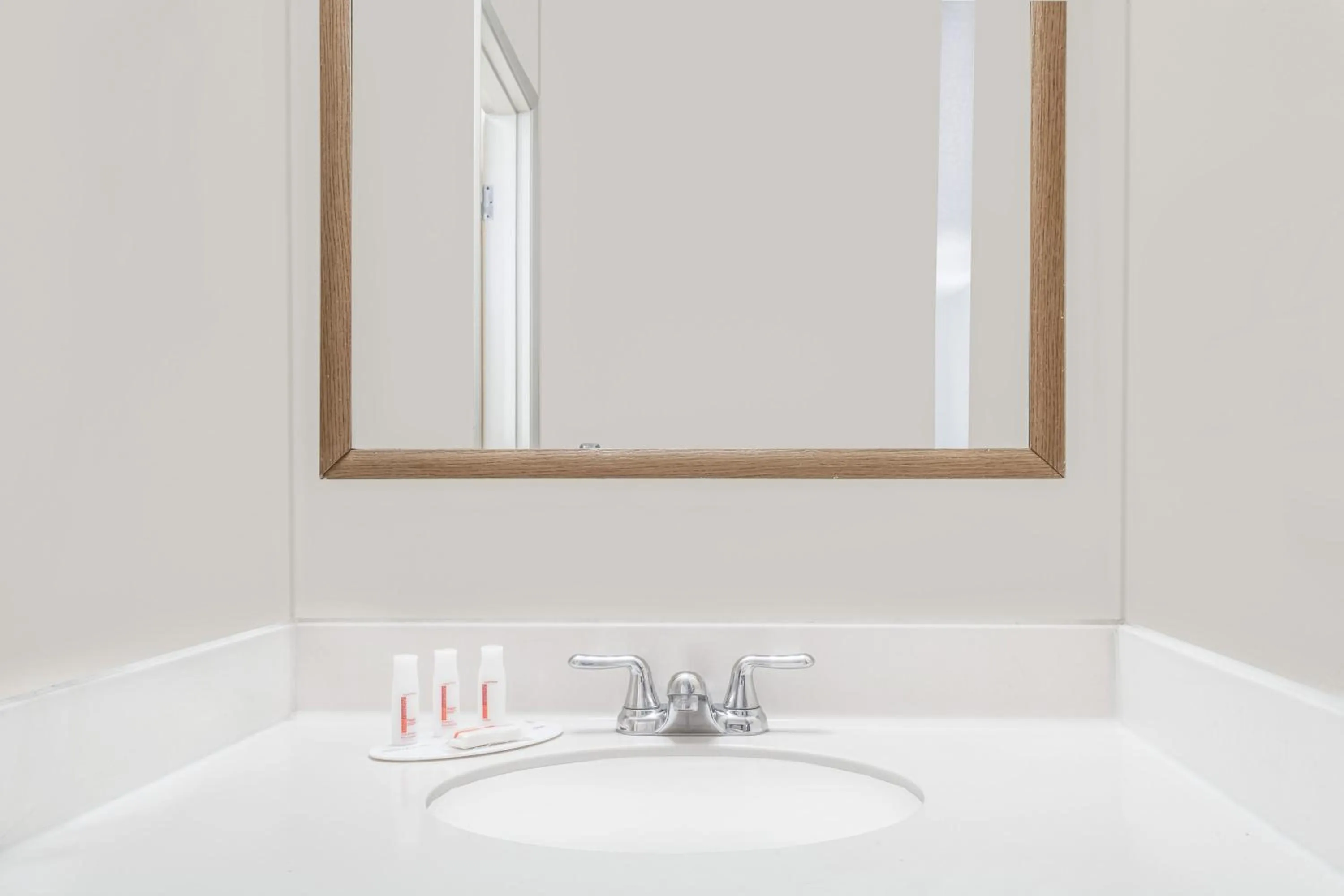 Days Inn by Wyndham Burns