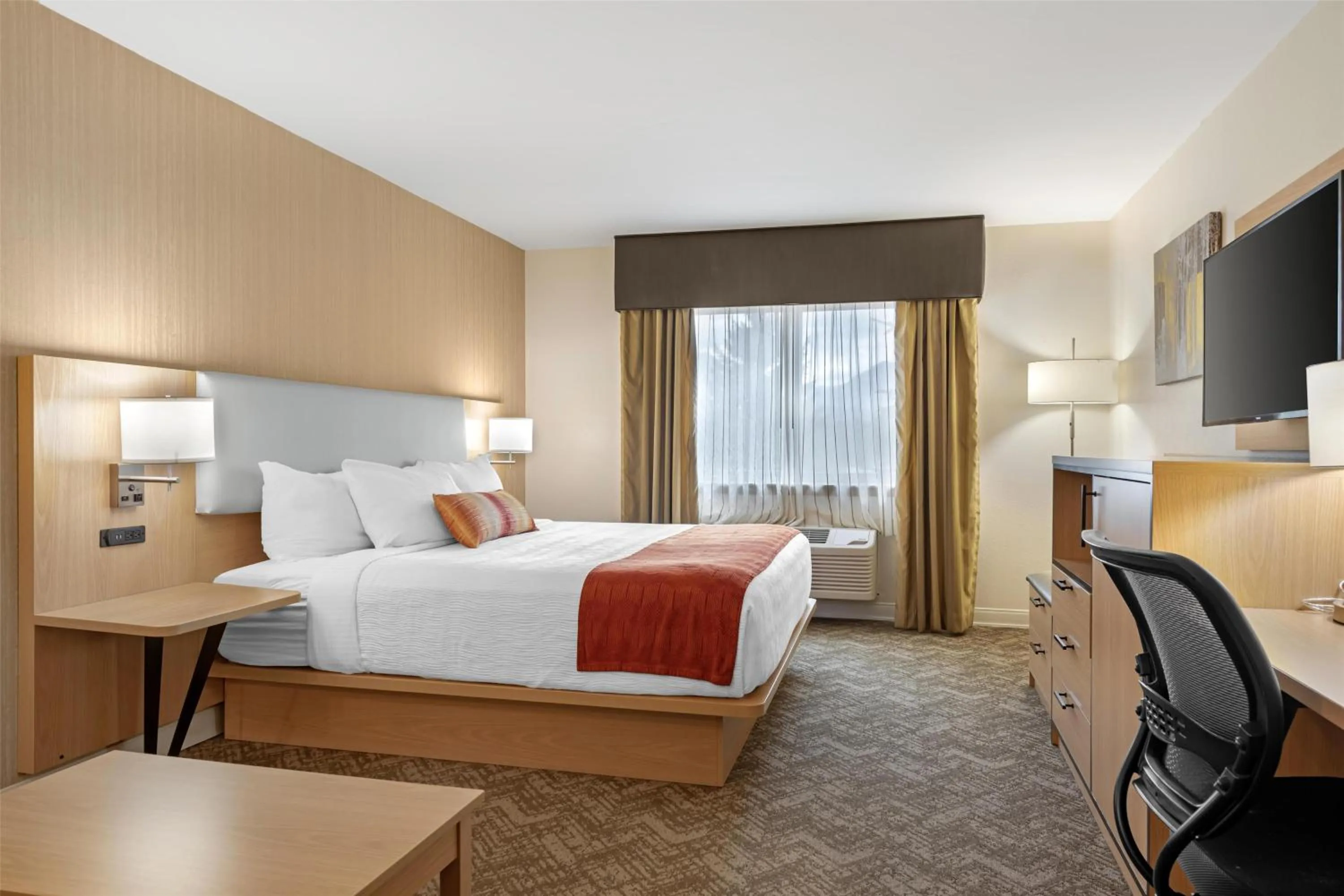 Bedroom, Bed in Best Western Vista Inn