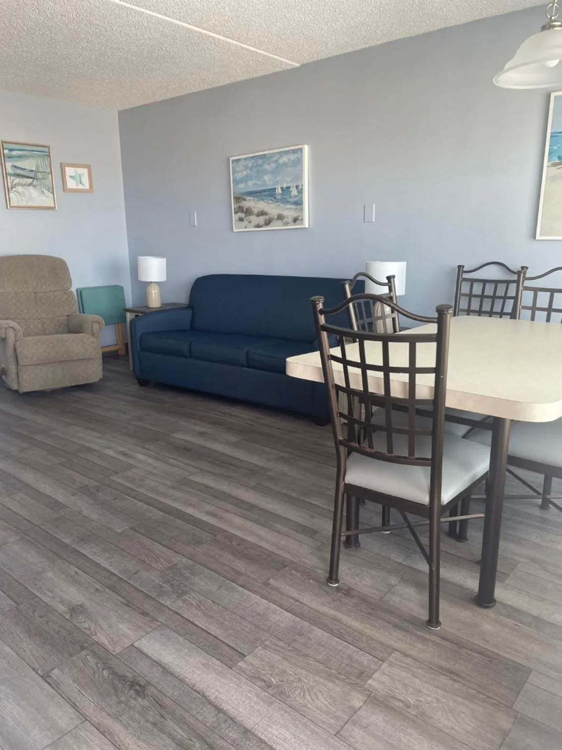 Seating area in Acacia Beachfront Resort