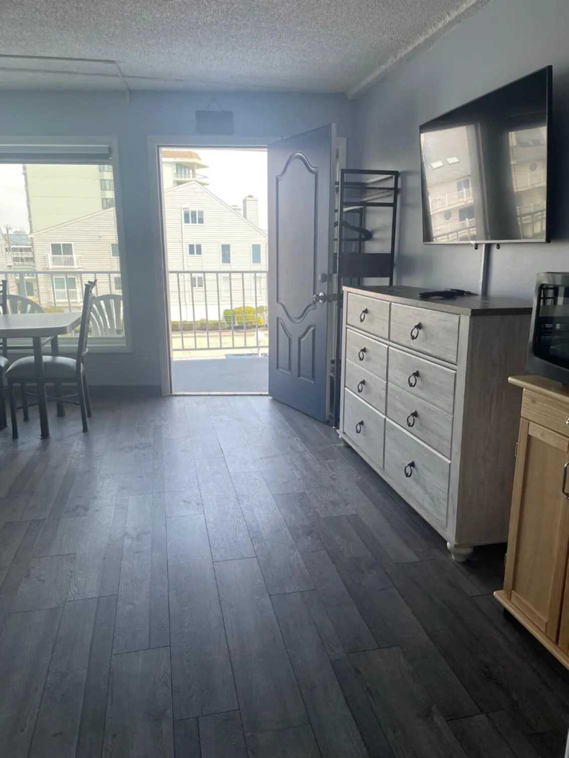 TV and multimedia in Acacia Beachfront Resort