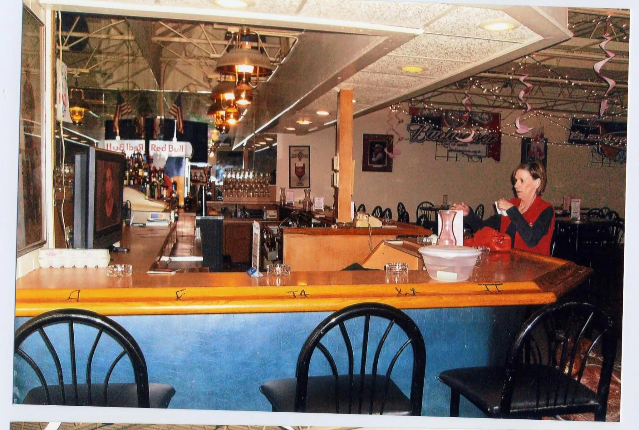 Lounge or bar in Will Rogers Inn