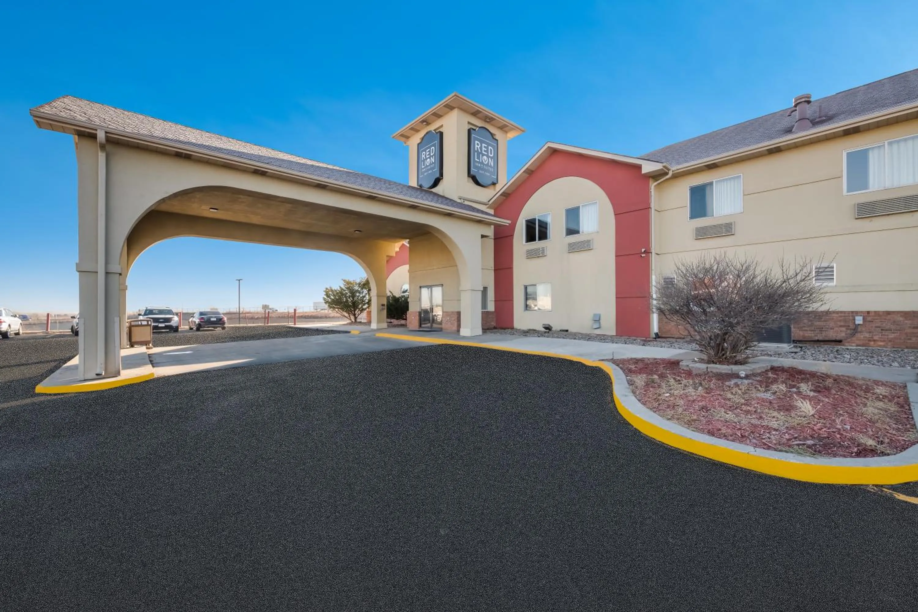 Property building in Red Lion Inn & Suites Gretna - Omaha SW