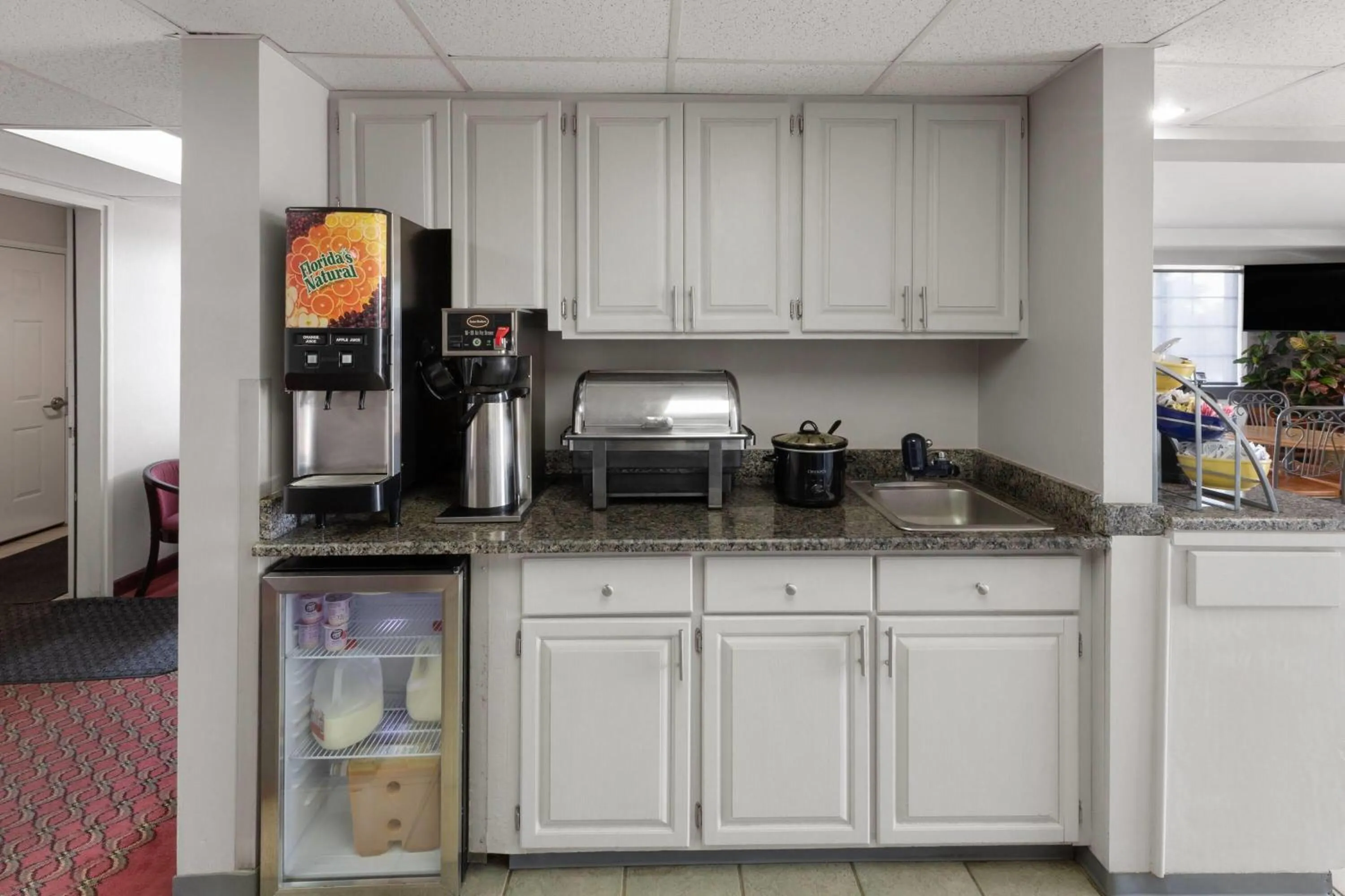 Breakfast in Days Inn by Wyndham Mountain Home