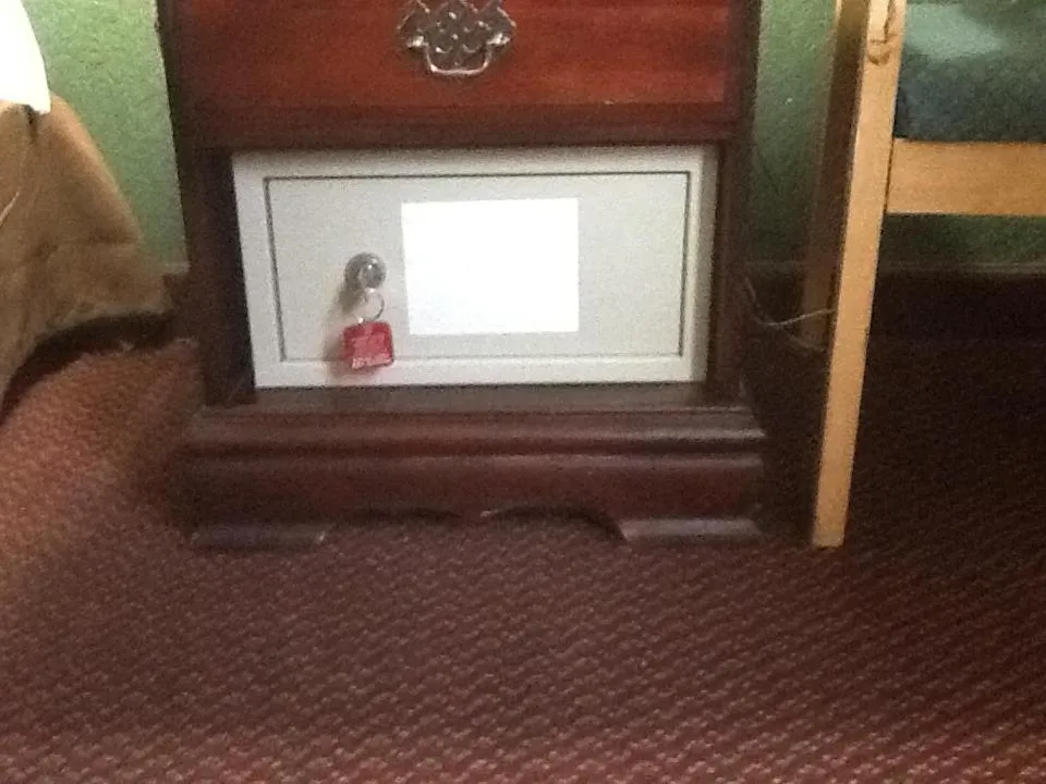 Super 8 by Wyndham Kennett