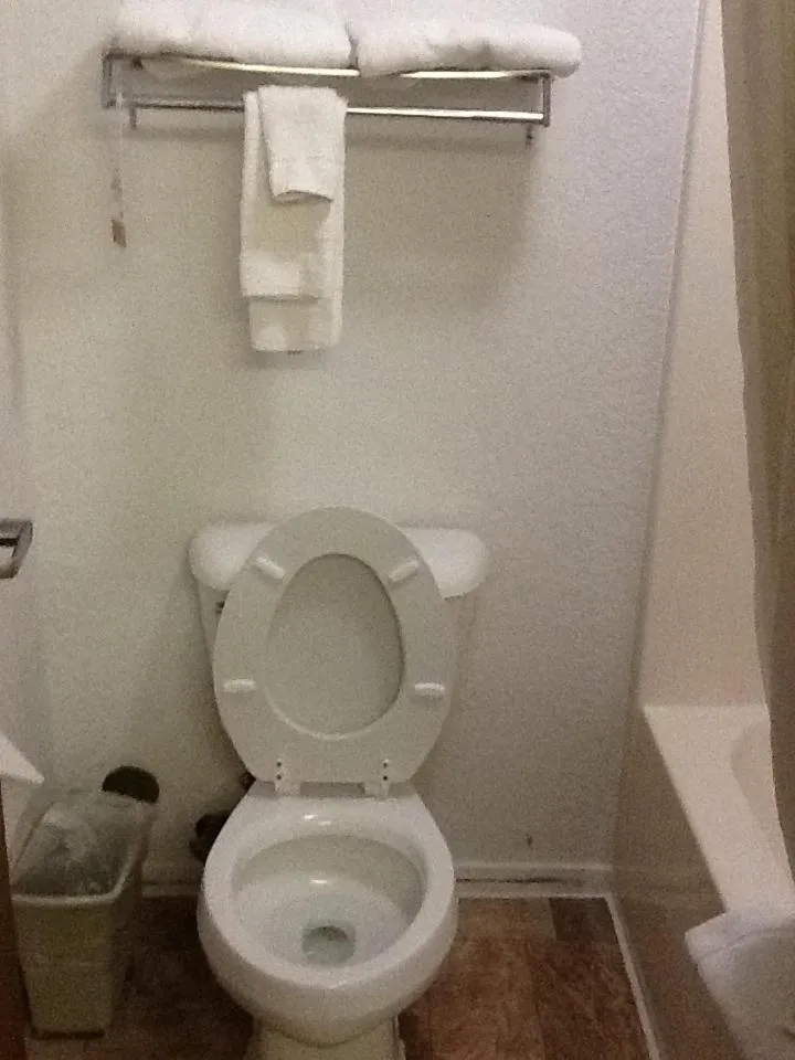 Bathroom in Super 8 by Wyndham Kennett